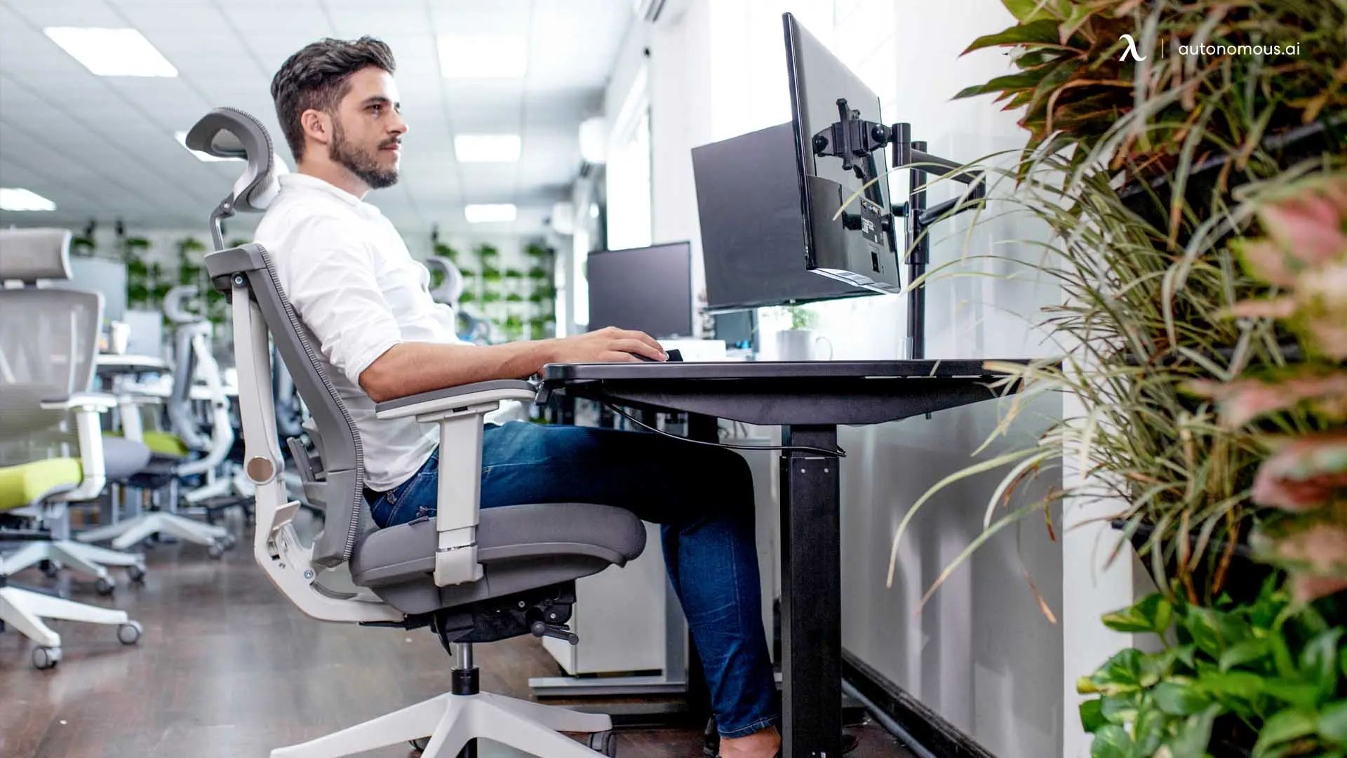 What Is the Ideal Office Chair Height?