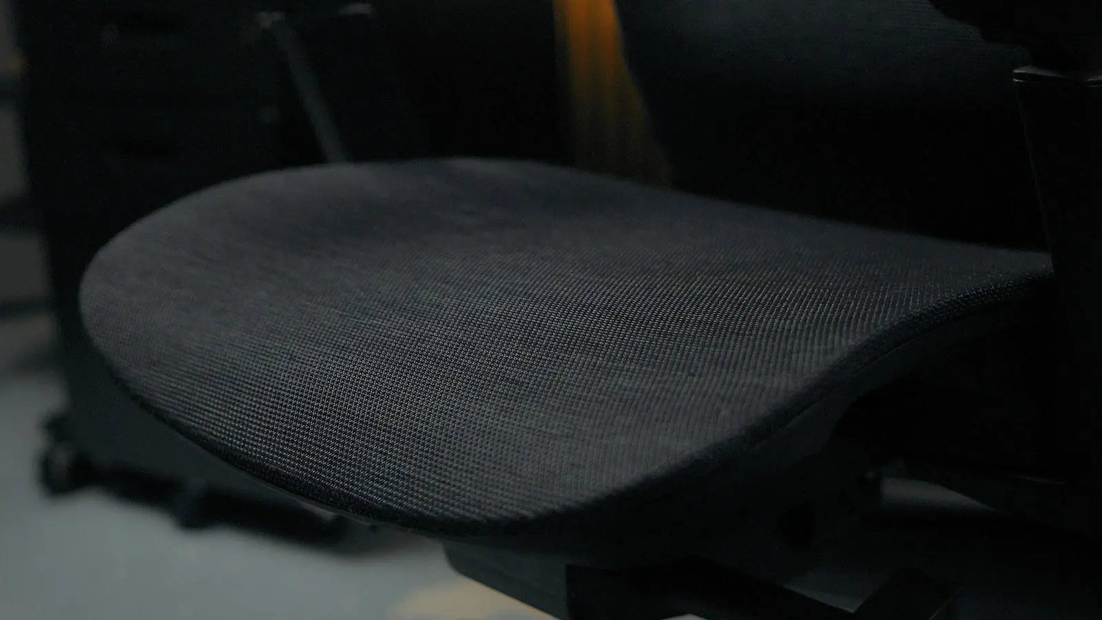 Autonomous ErgoChair Mesh, best breathable seat