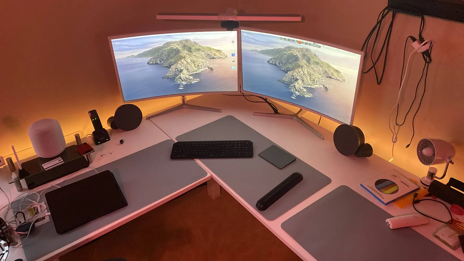 How do I set up a streaming desk setup?