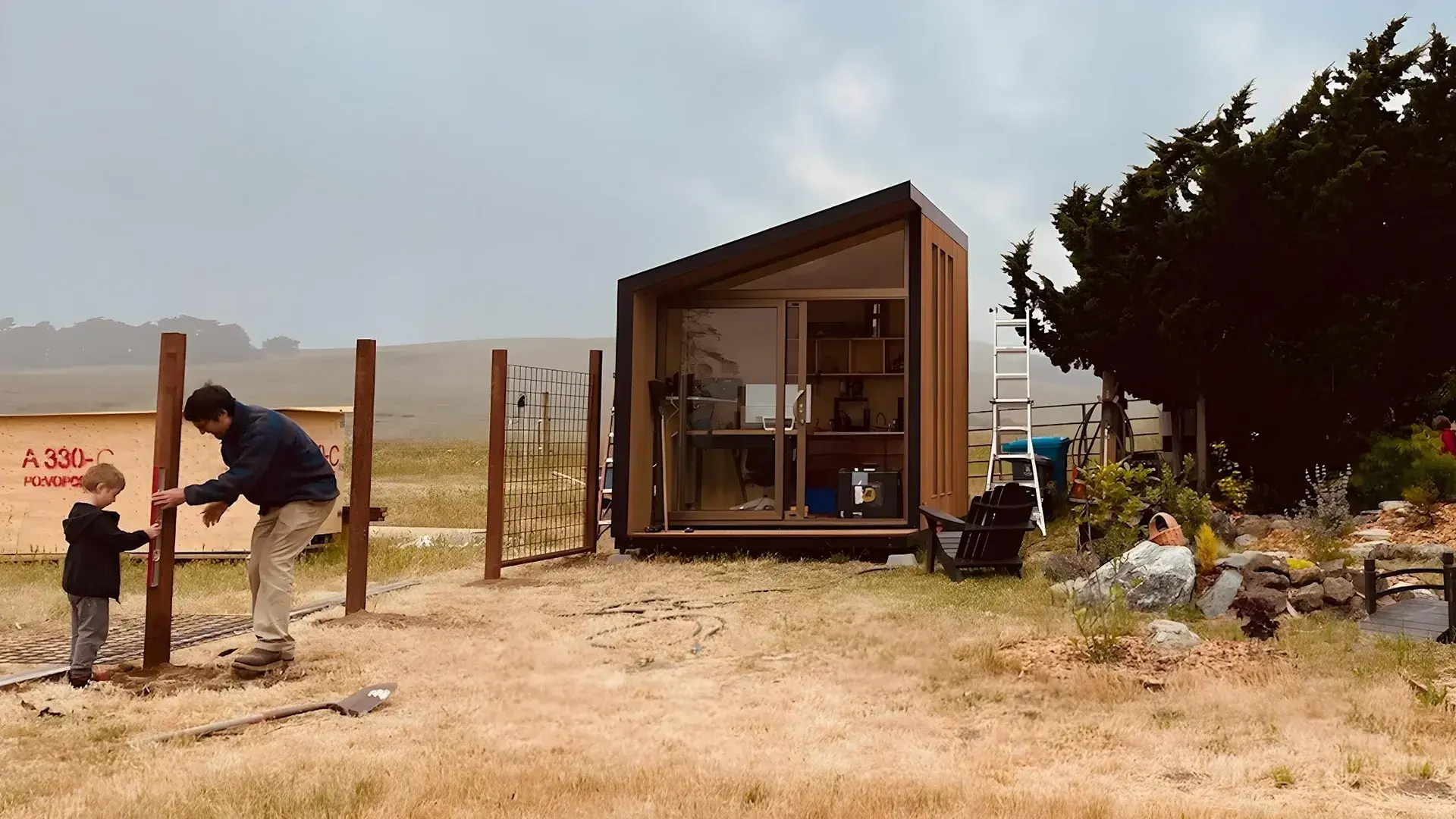 Is it legal to turn a shed into an office? Permits and zoning