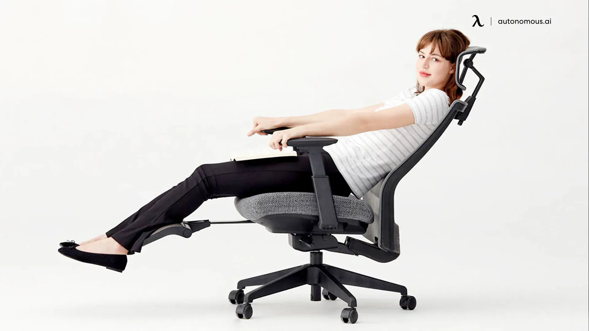 Are Recliners Bad for Your Knees?