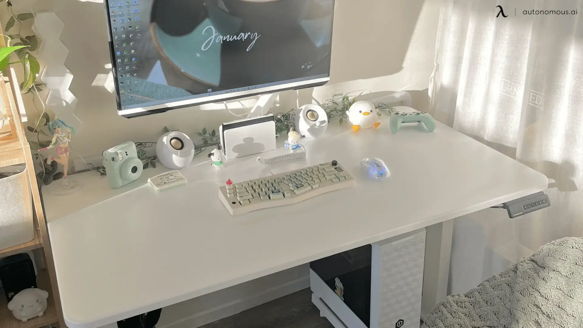 Autonomous Desk 2
