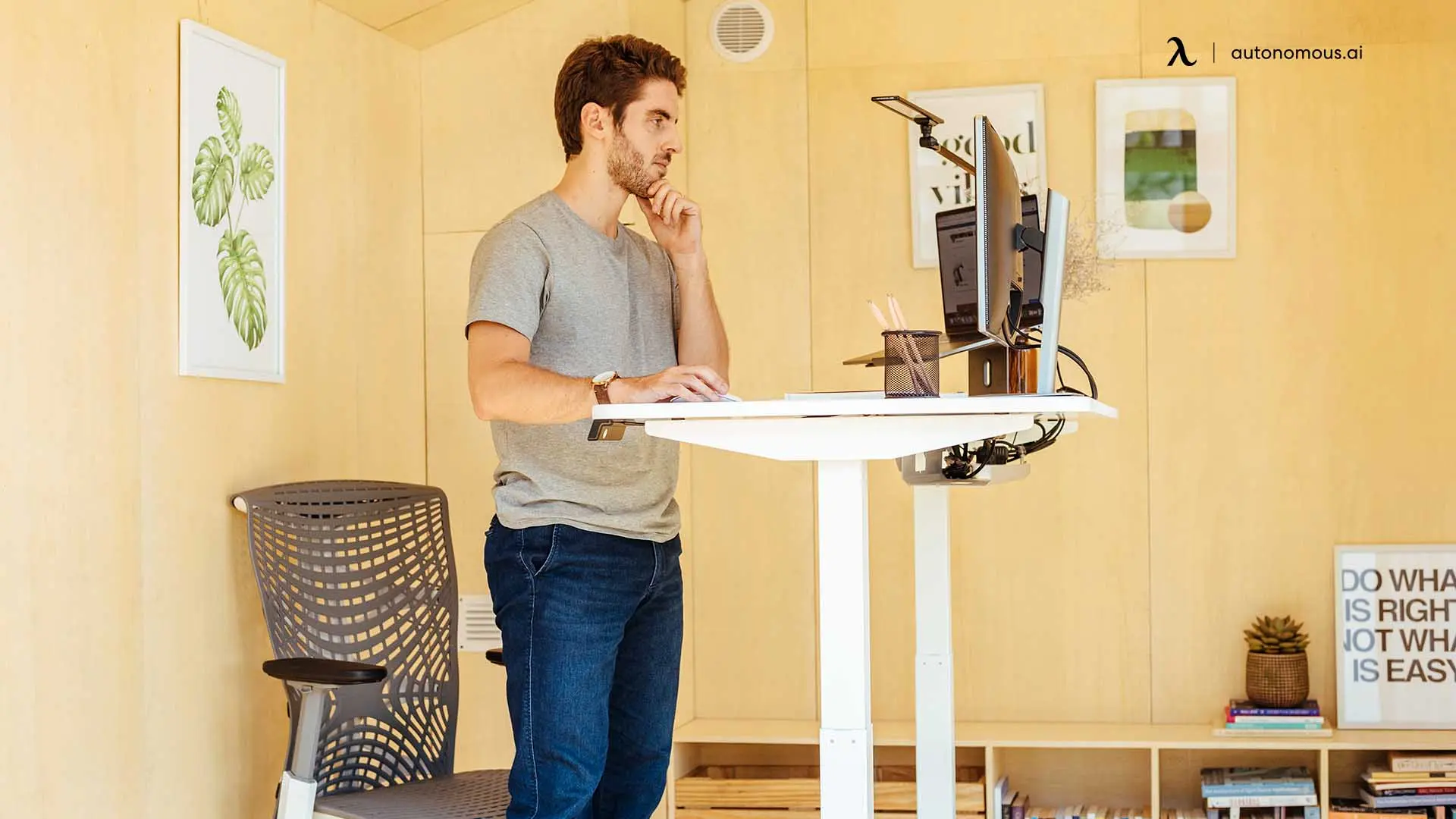 Does standing keep you awake at work?