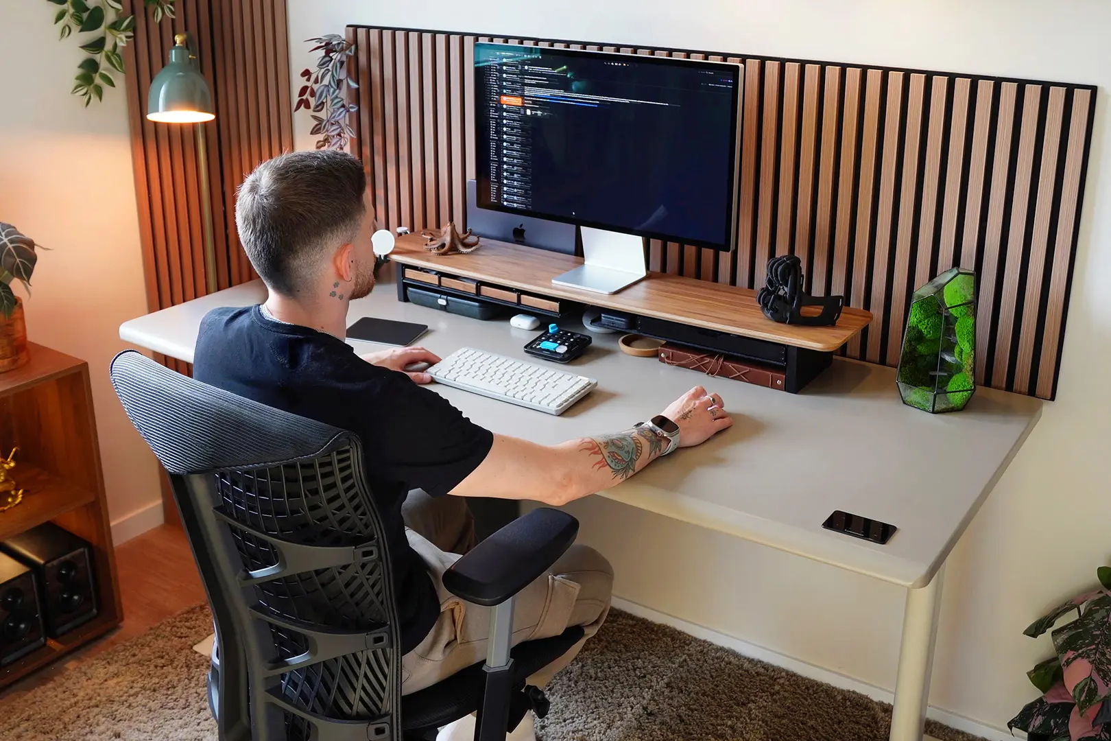 Desk Pro