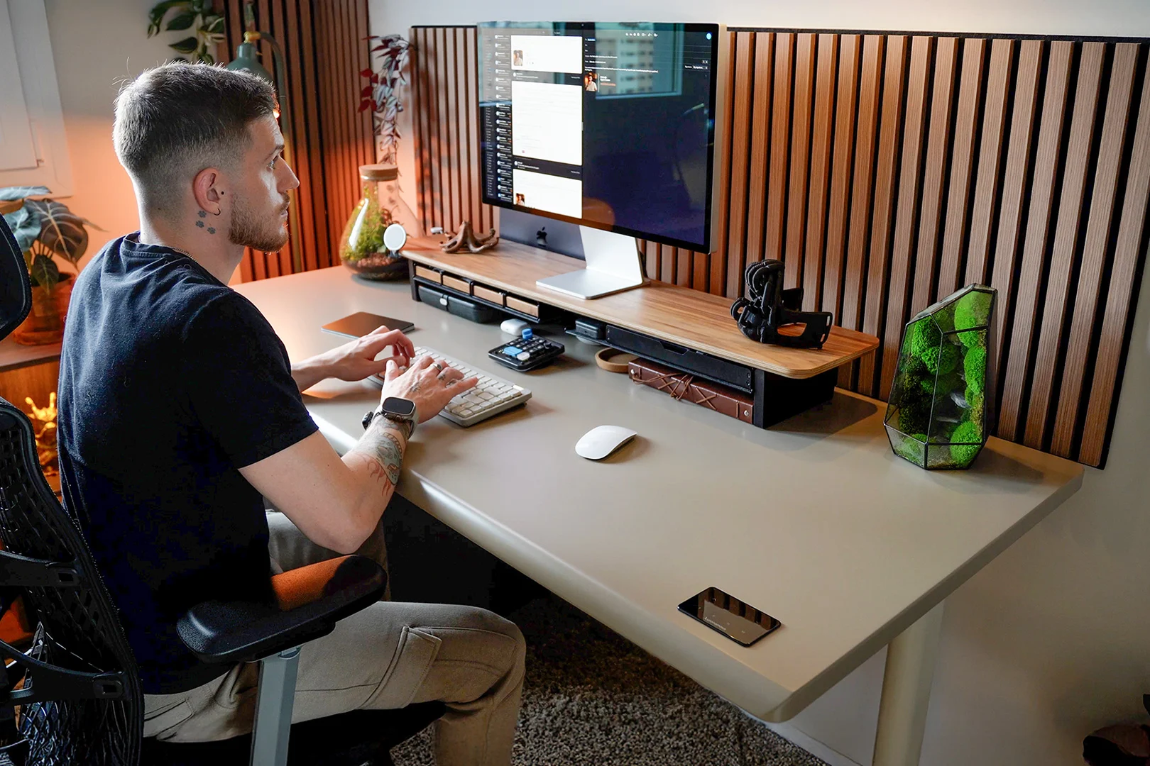 Desk Pro