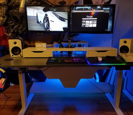 gaming desk autonomous