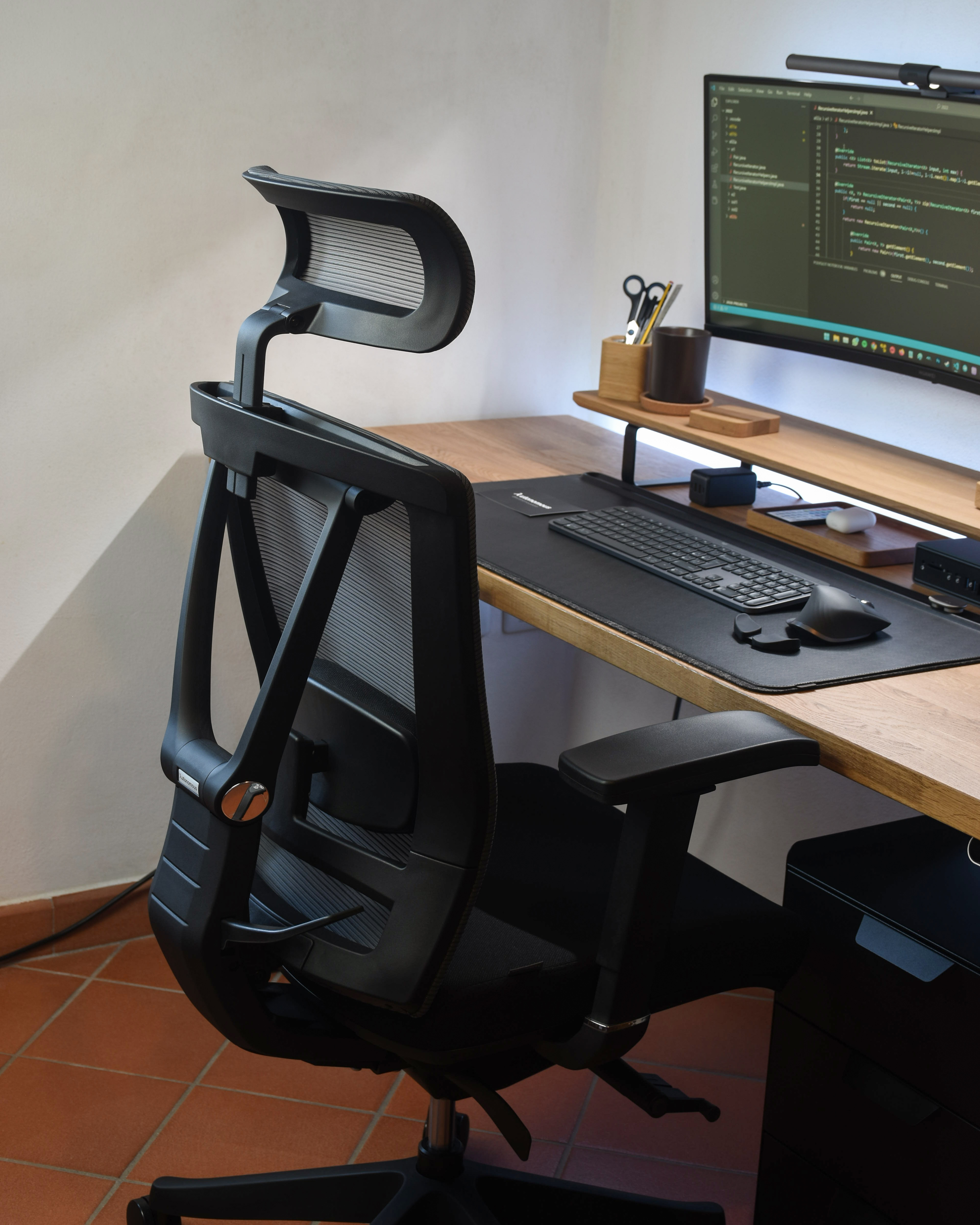 ErgoChair Pro The Ergonomic Chair that Supports Your Entire Body
