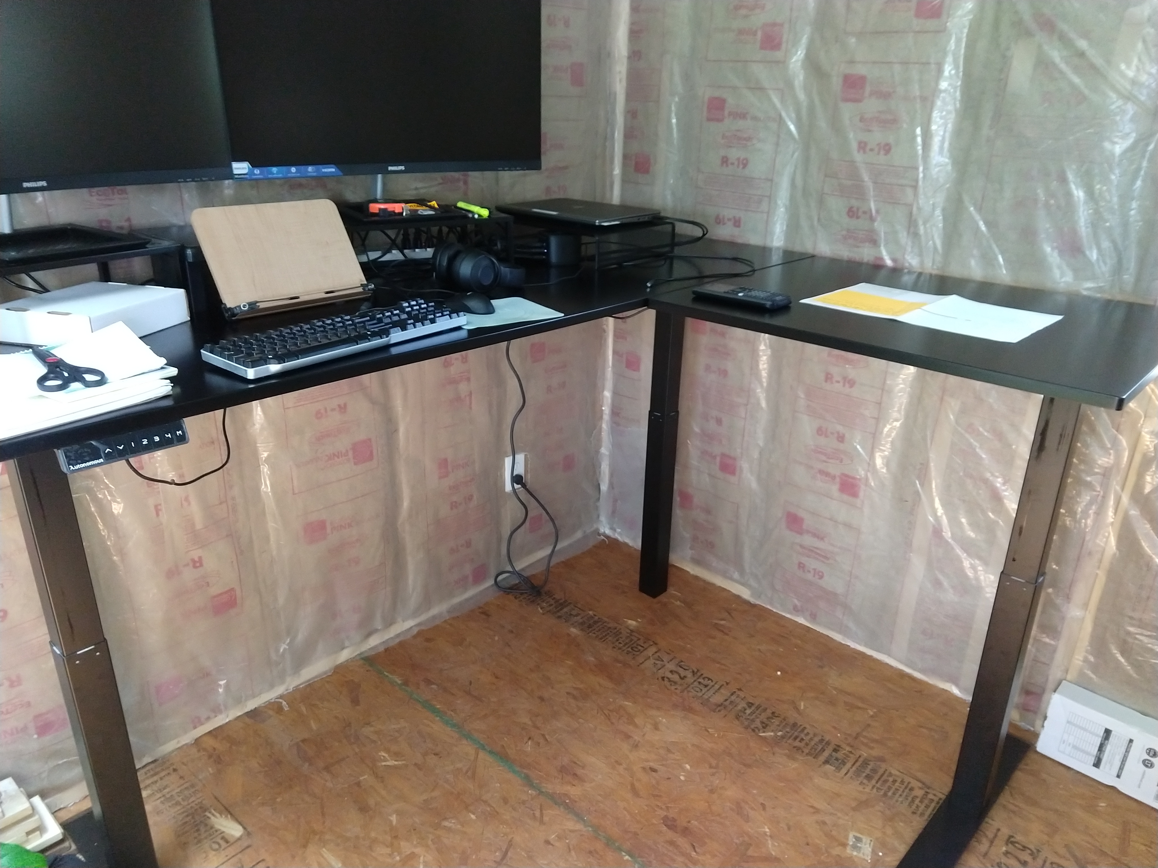 L Shaped Standing Desks The Best Automatic Corner Smartdesk