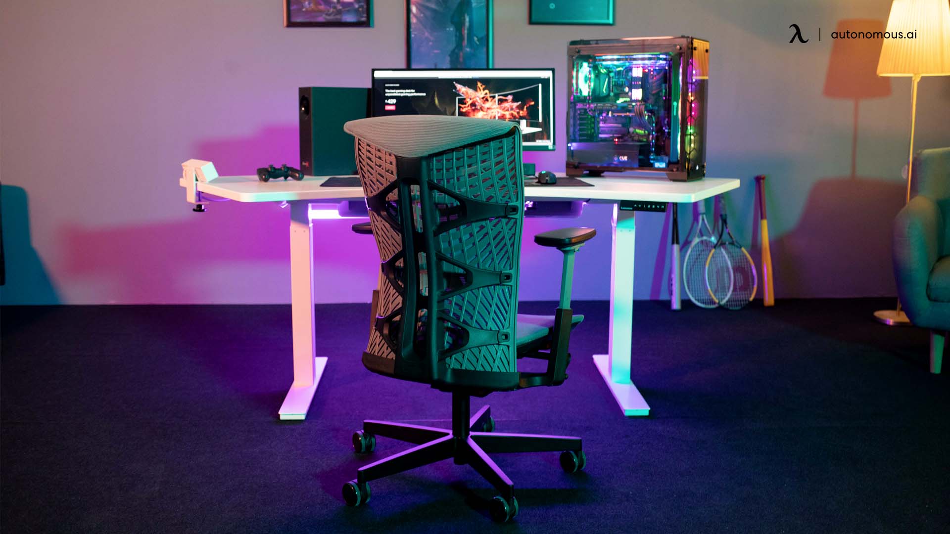 How Does the Desk Work?