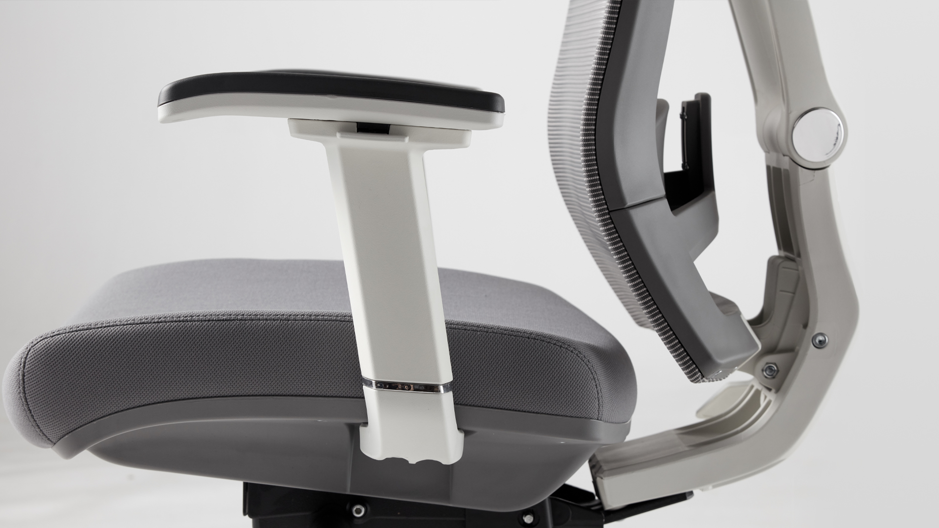 Ergochair 2 The Ergonomic Chair Every Office Needs