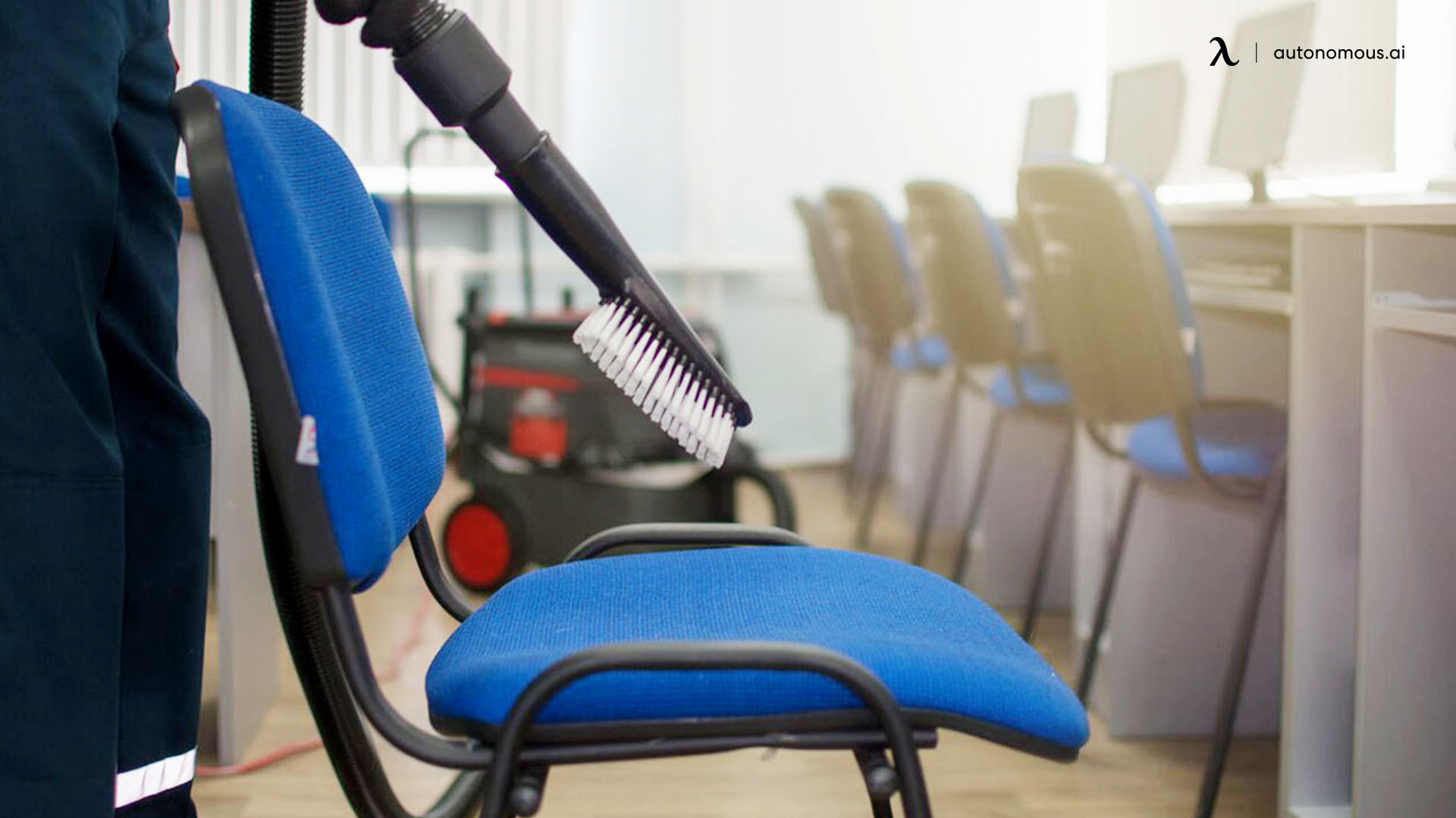 How to remove water stains & more from leather office chairs