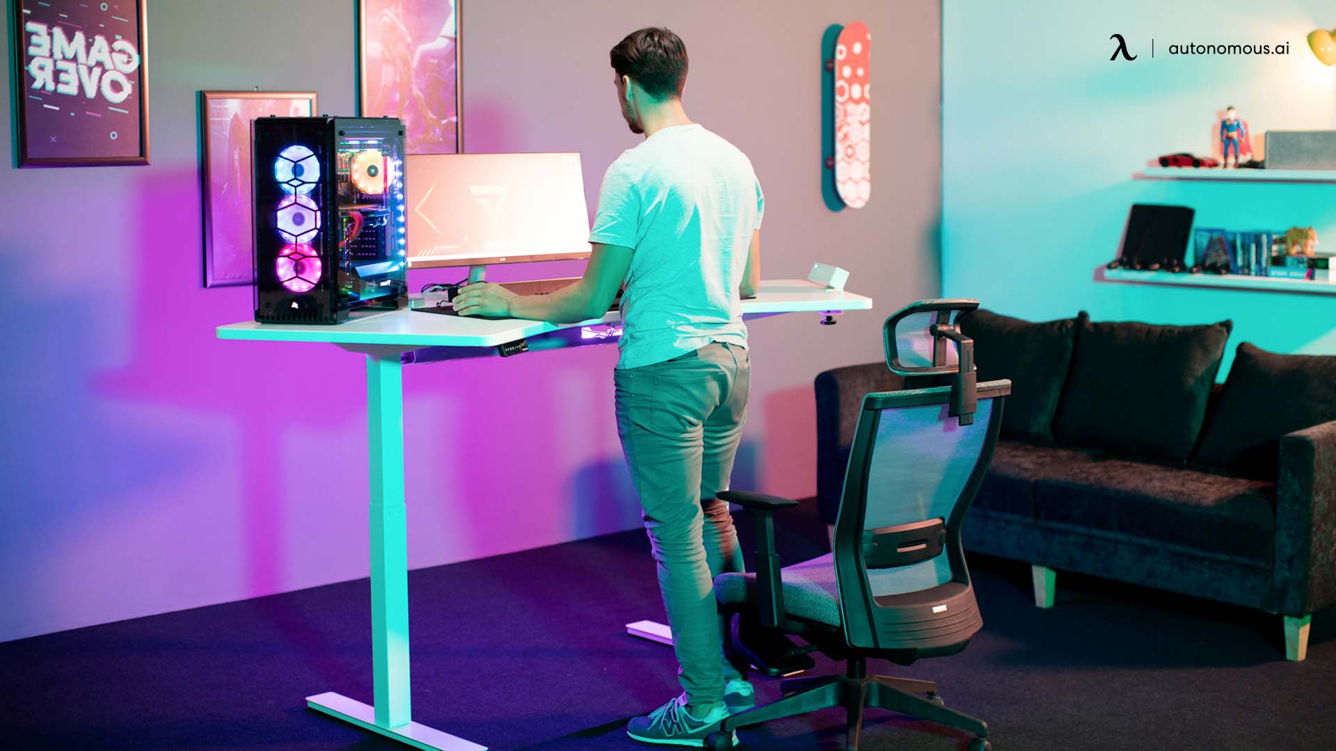 Autonomous Standing Gaming Desk