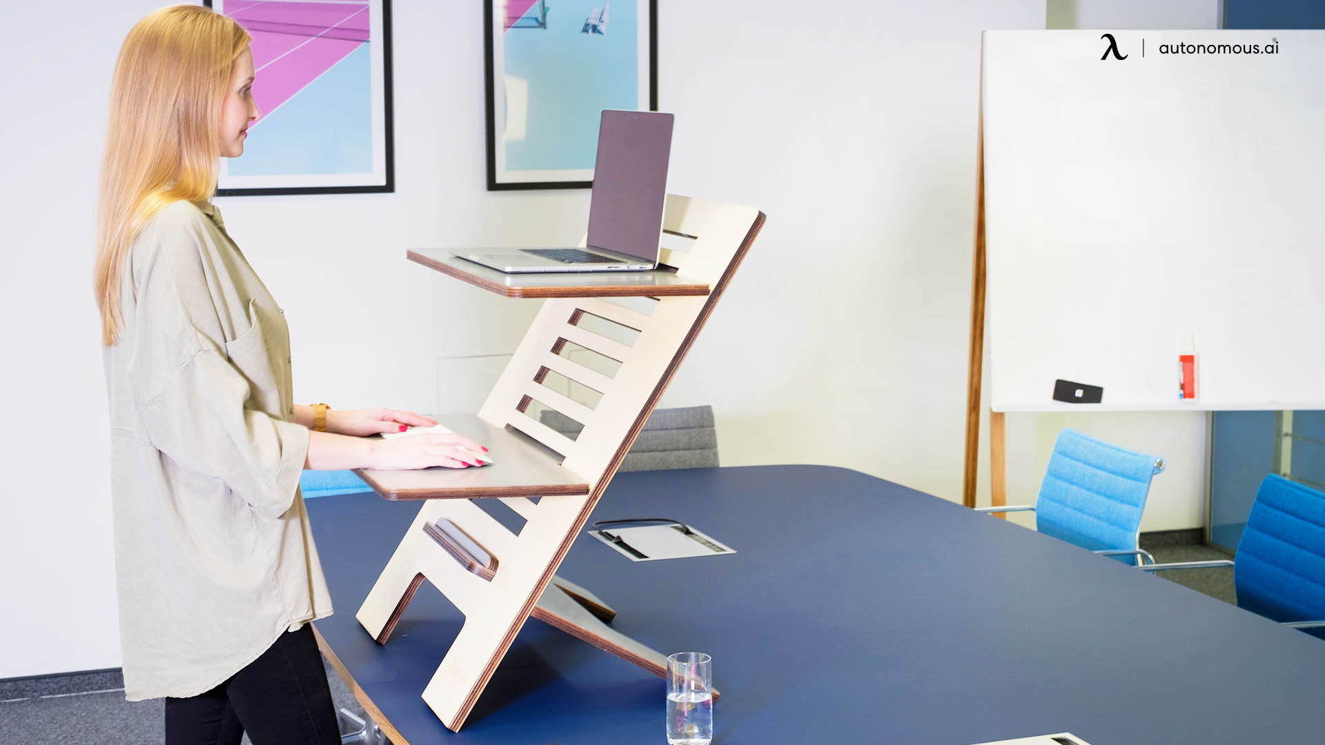 Building an Adjustable Height Standing Desk [Video]