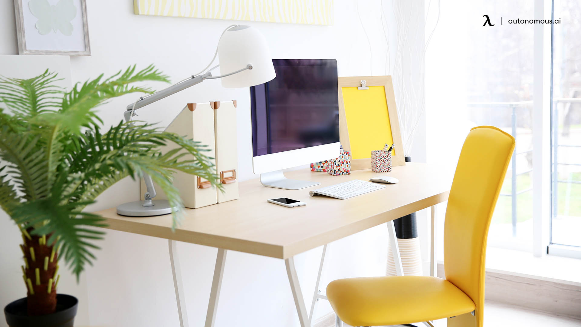 Computer desk