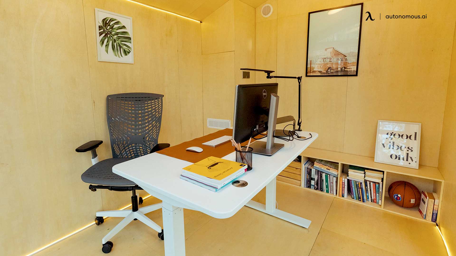 The Trendiest Office Wall Décor for a Creative and Productive Workspace