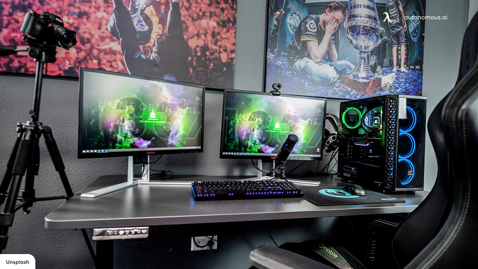 How much desk space do I need for two monitors streaming setups?