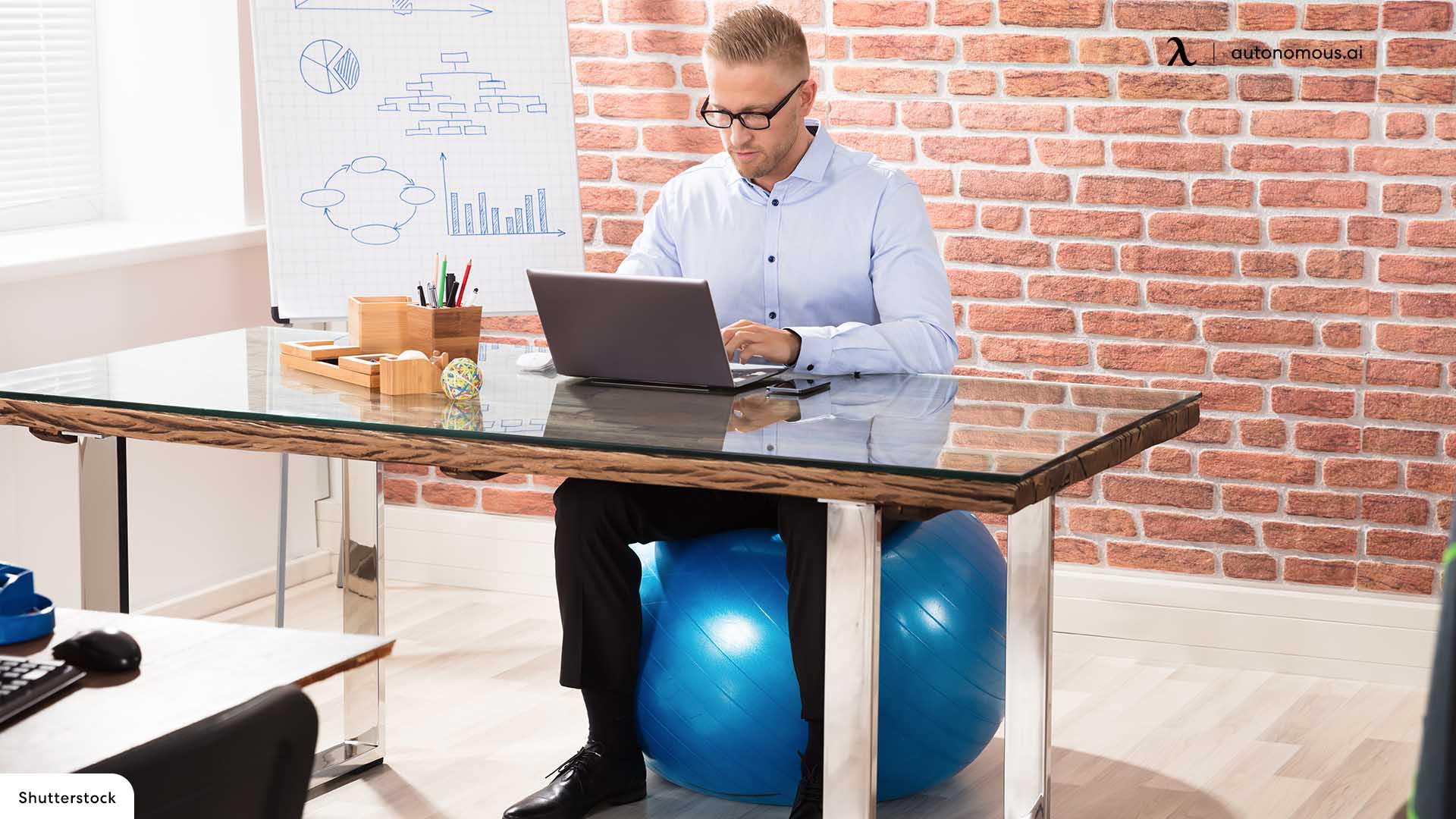 Enhanced posture with Exercise Balls