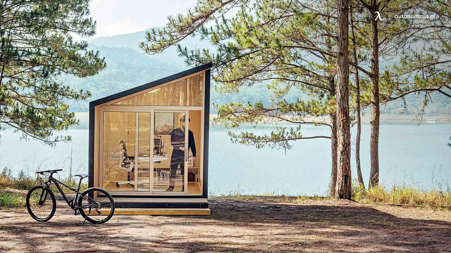 Modern Outdoor Home Office