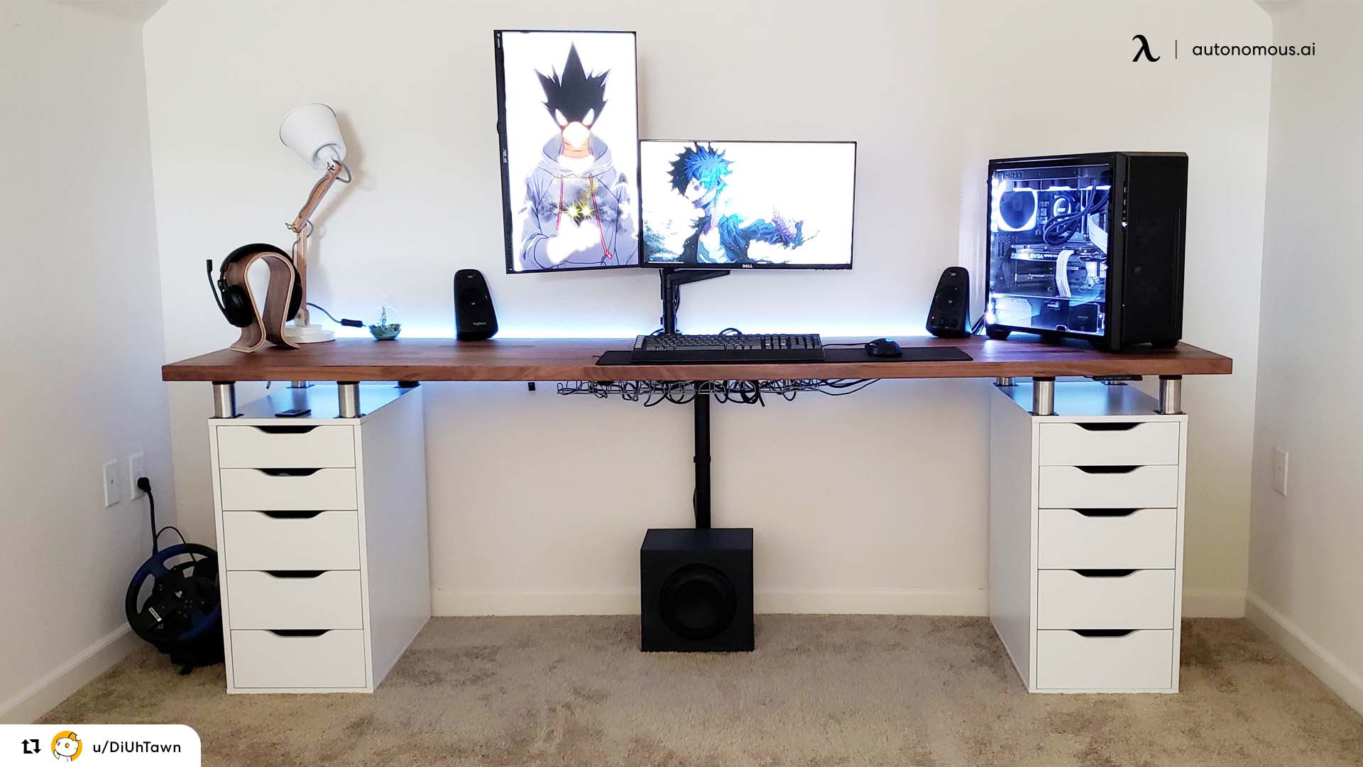 How big should a gaming desk be?