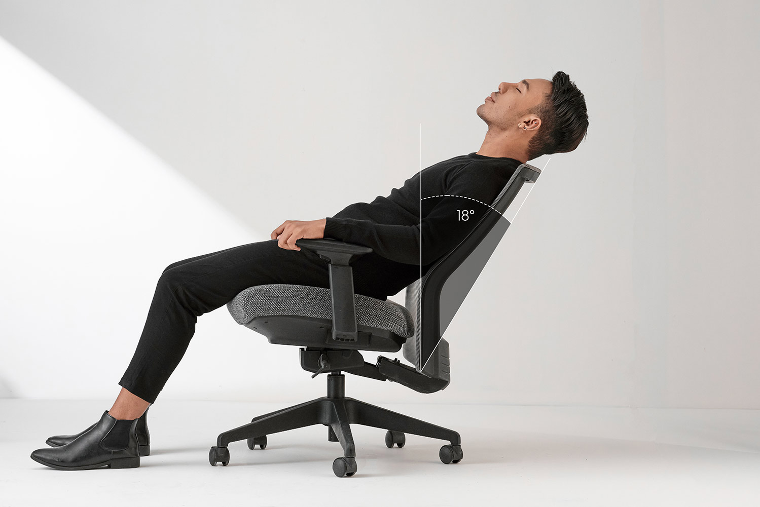 ErgoChair Core. A computer ergonomic chair that lets your body move.