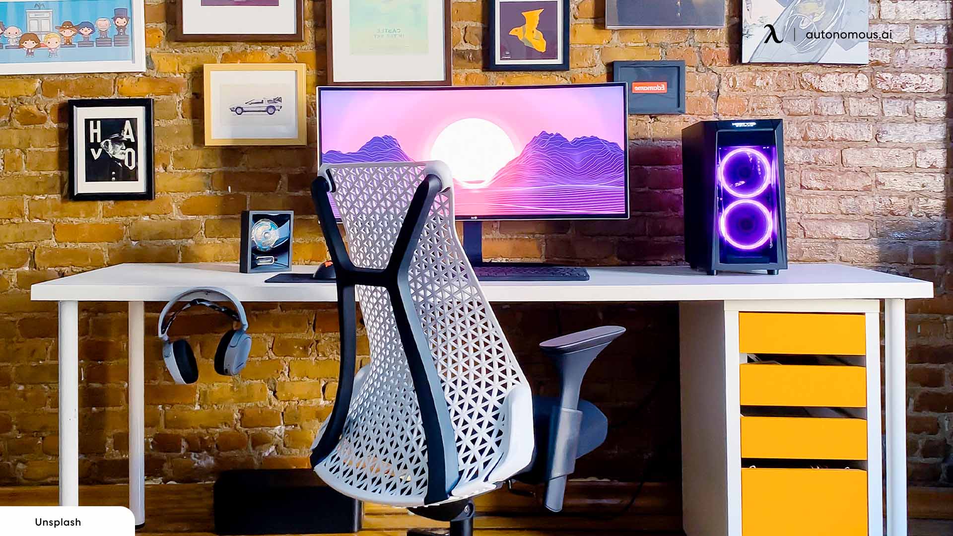 Colorful Small office layout Setup