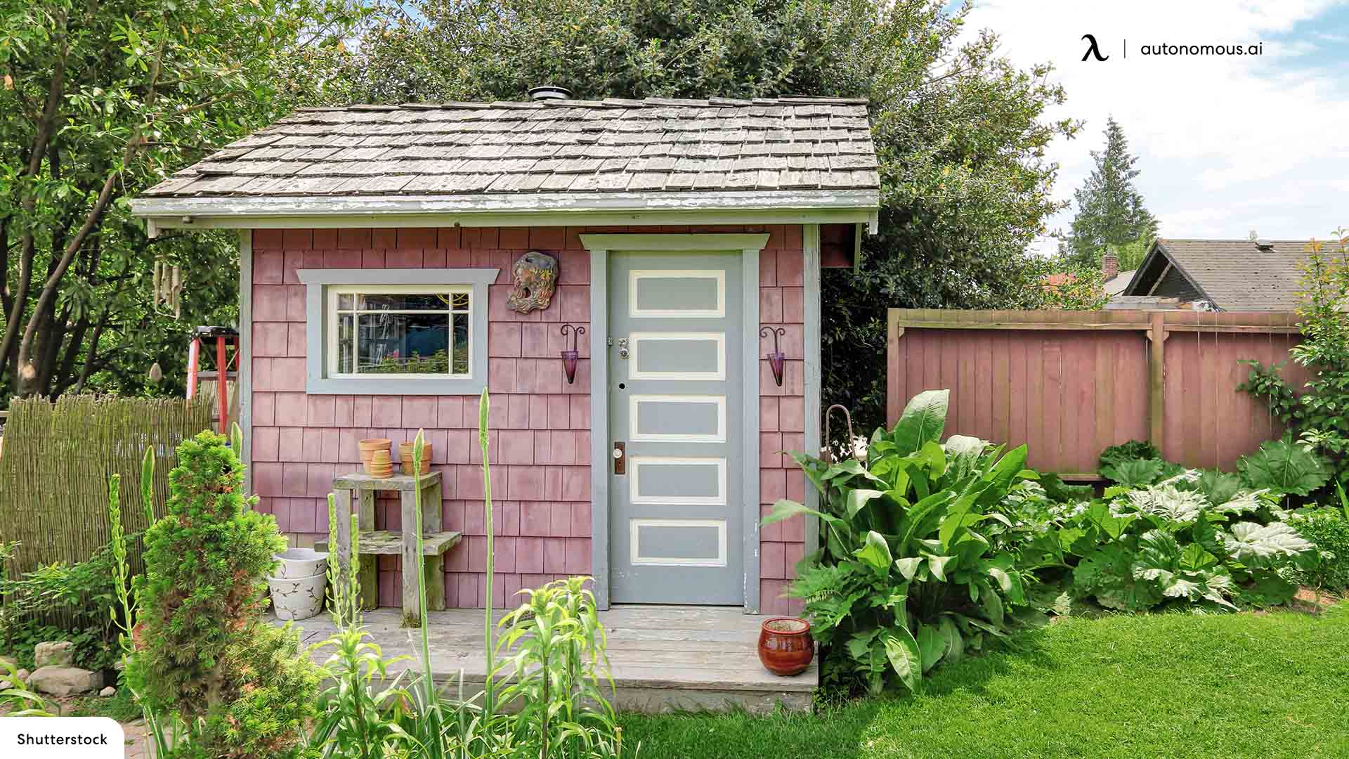 Garden House - shed interior ideas