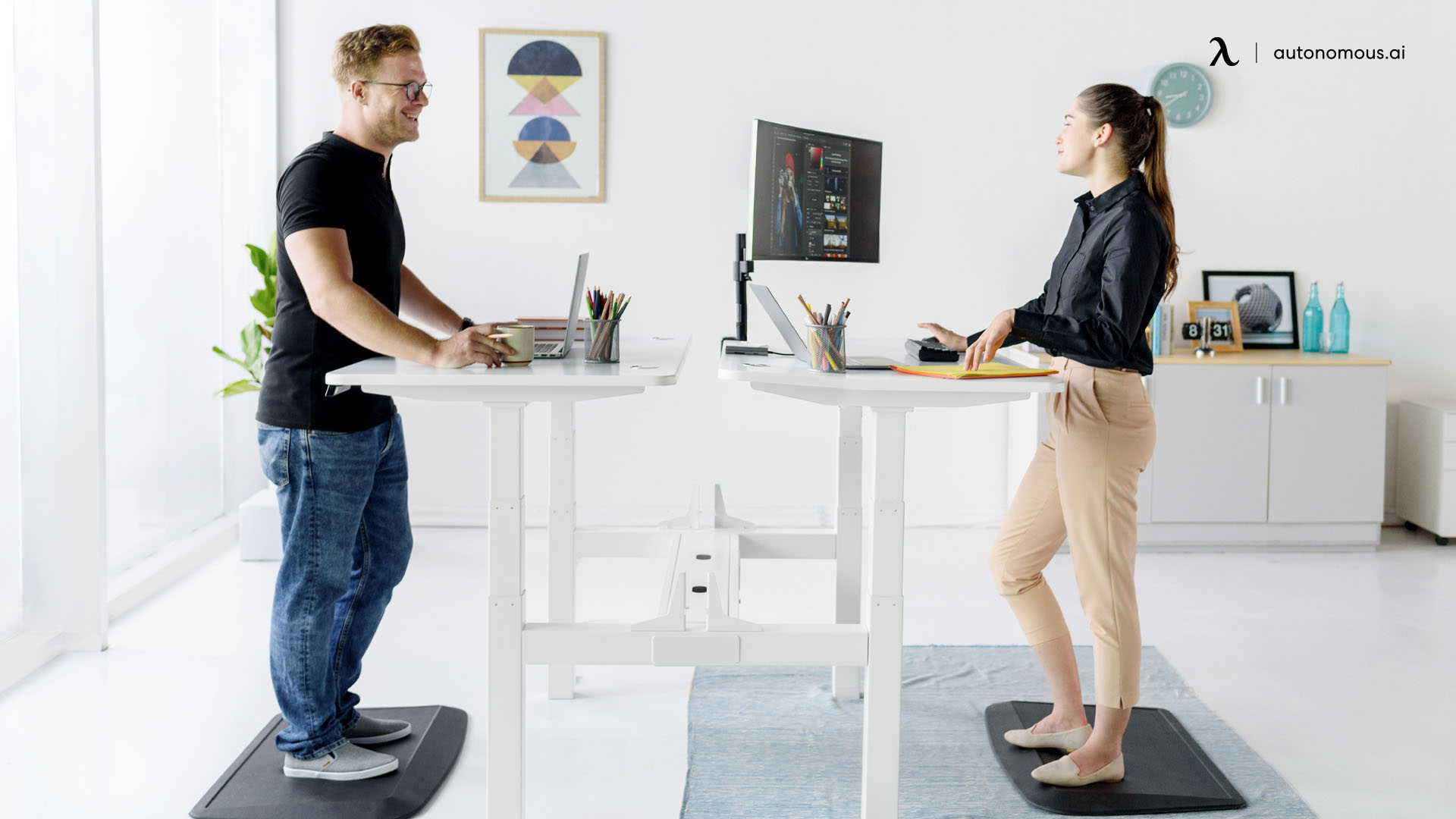 How High Should A Desk Be From The Floor?