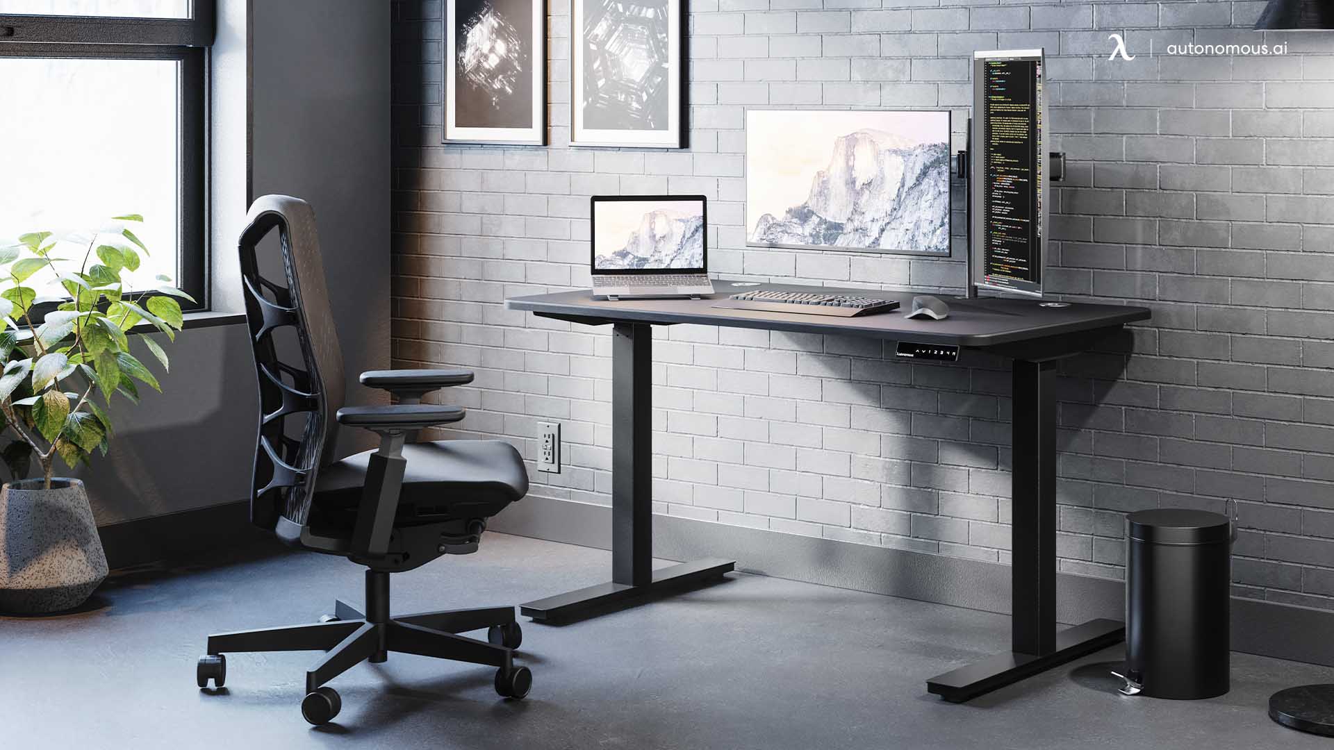 black ergonomic office chair for black home office