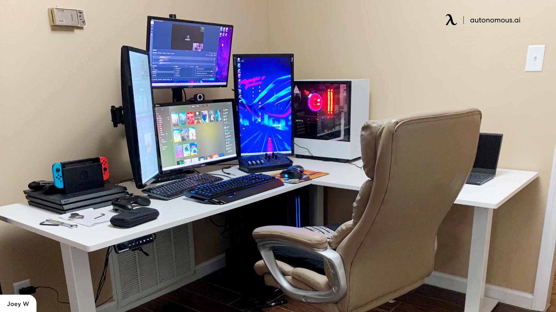 A Big Desk 8 monitor setup