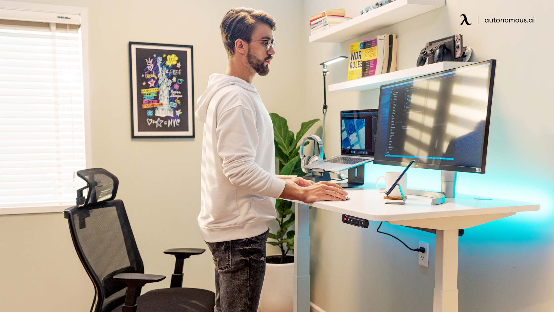 Why Do We Suggest Standing modern home office desks?