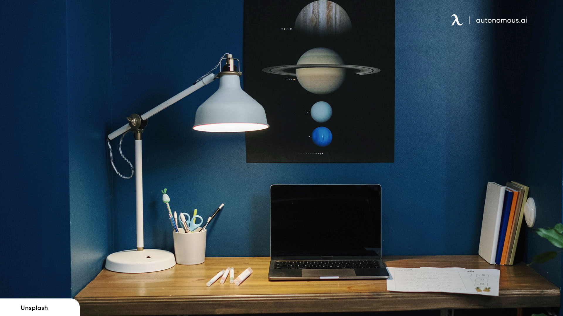 Minimalist style desk decor for guys