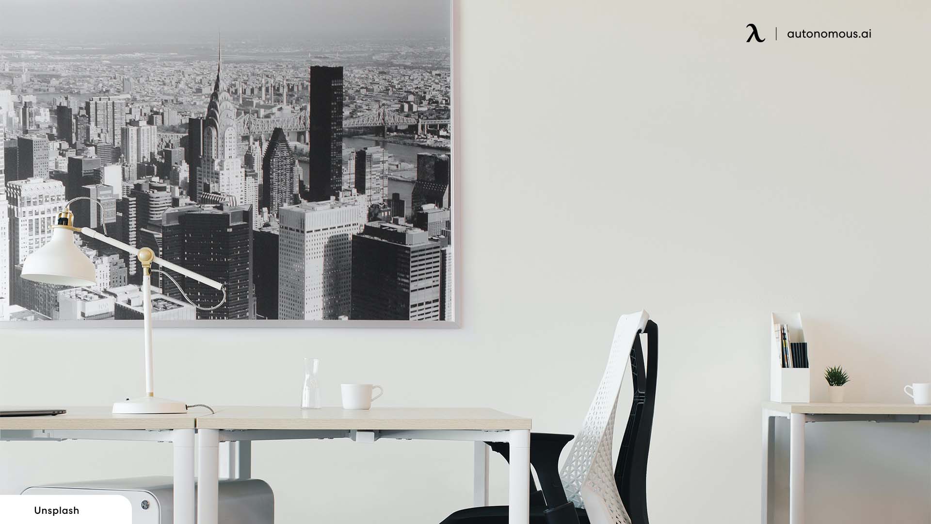 5 Cool Desk Décor for Guys in 2024