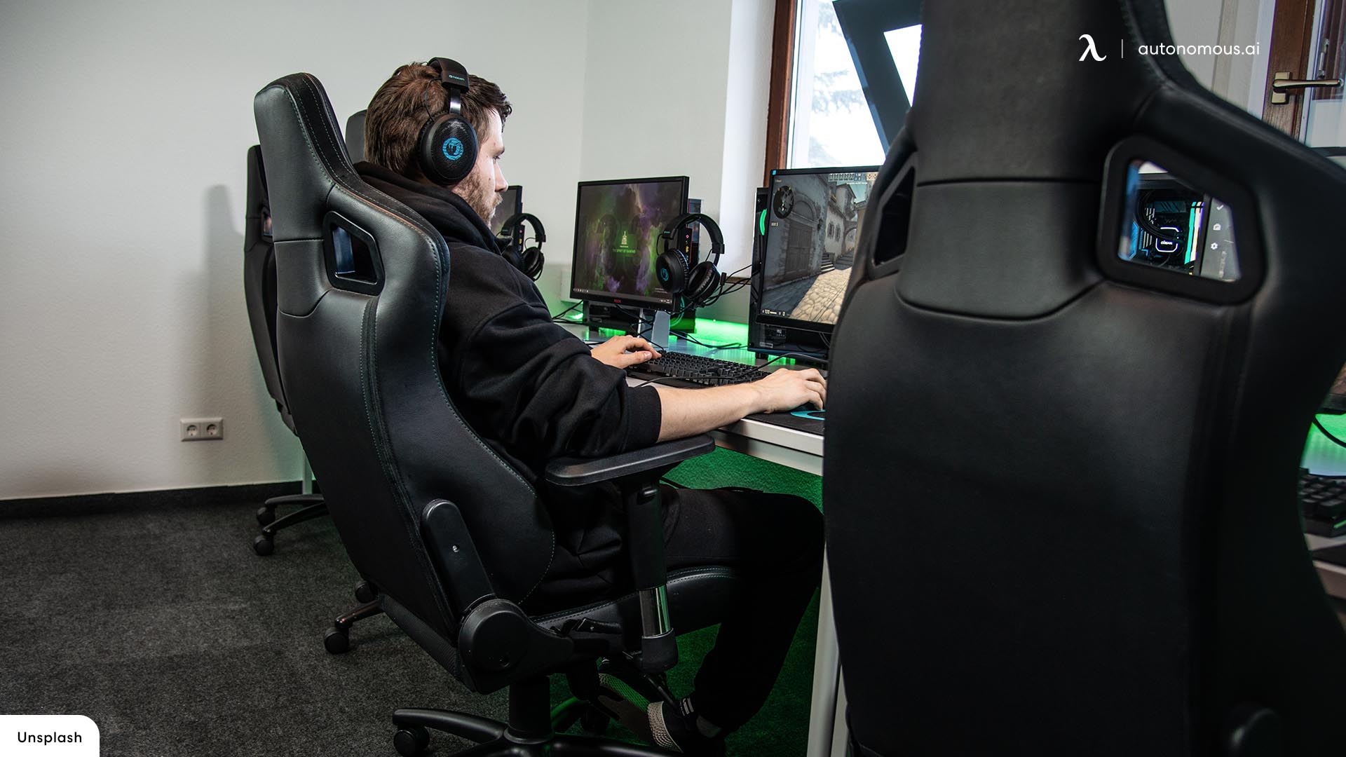 Pros and Cons of an Ergonomic Gaming Chair