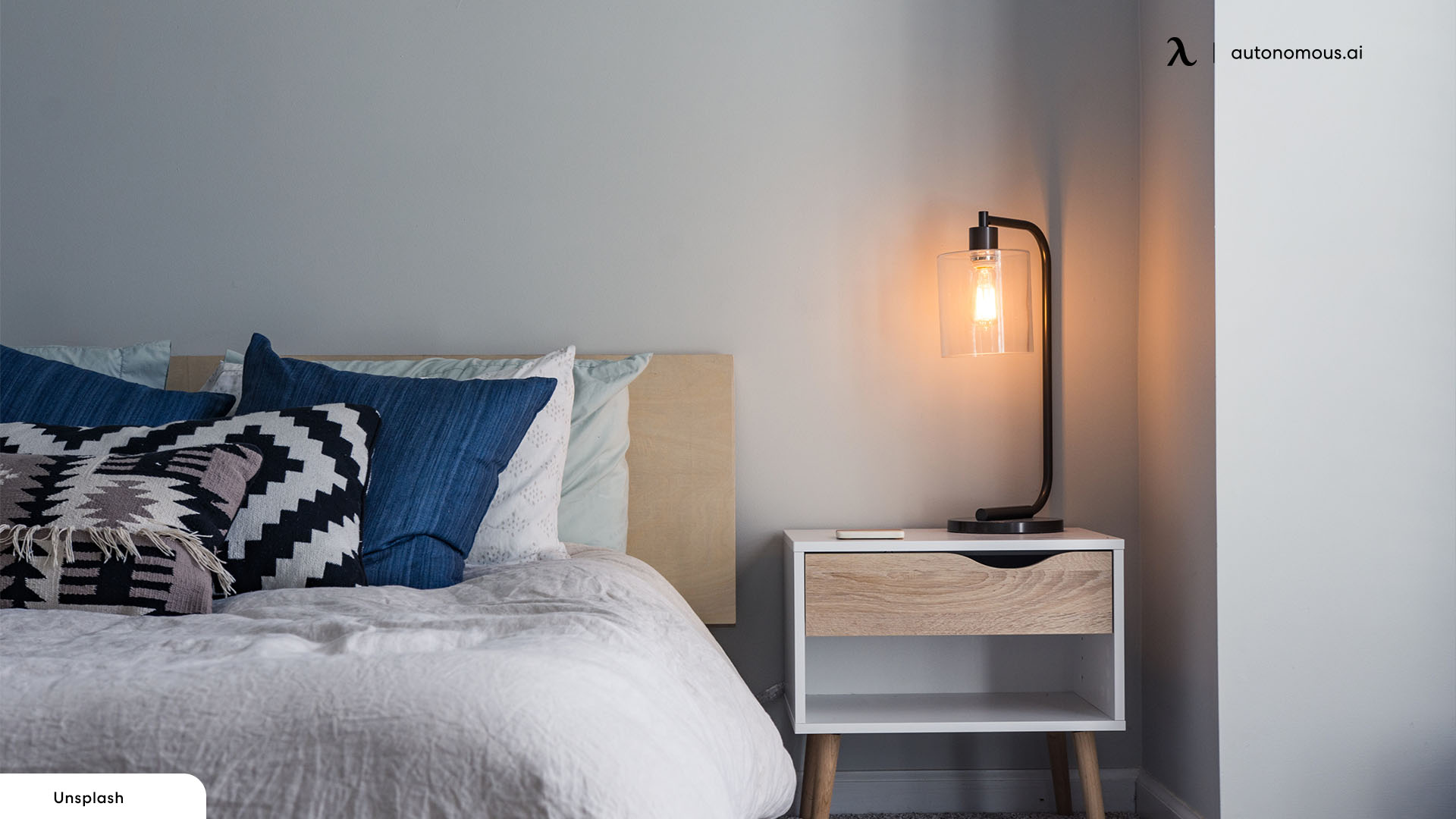 Color and Contrast Scandinavian bedroom design tips