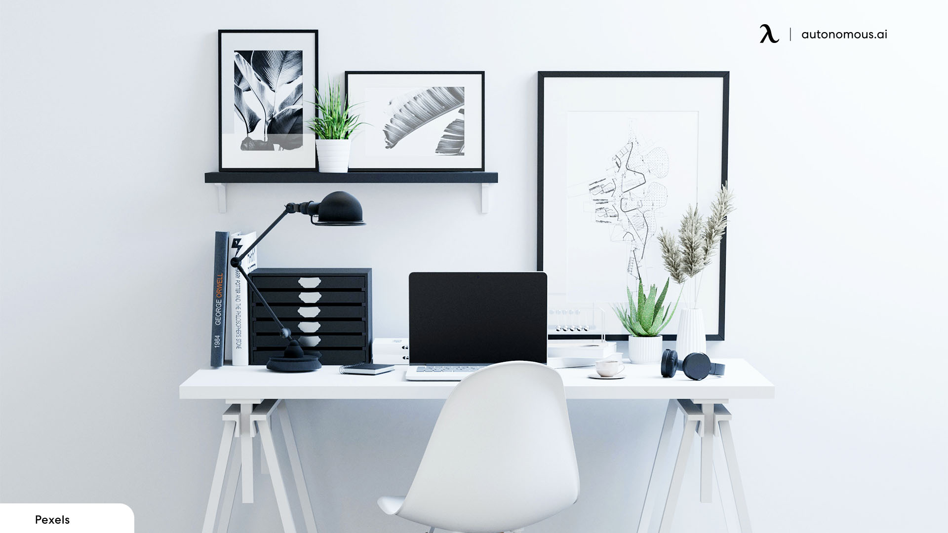 The Importance Of Feng Shui Desk In Office