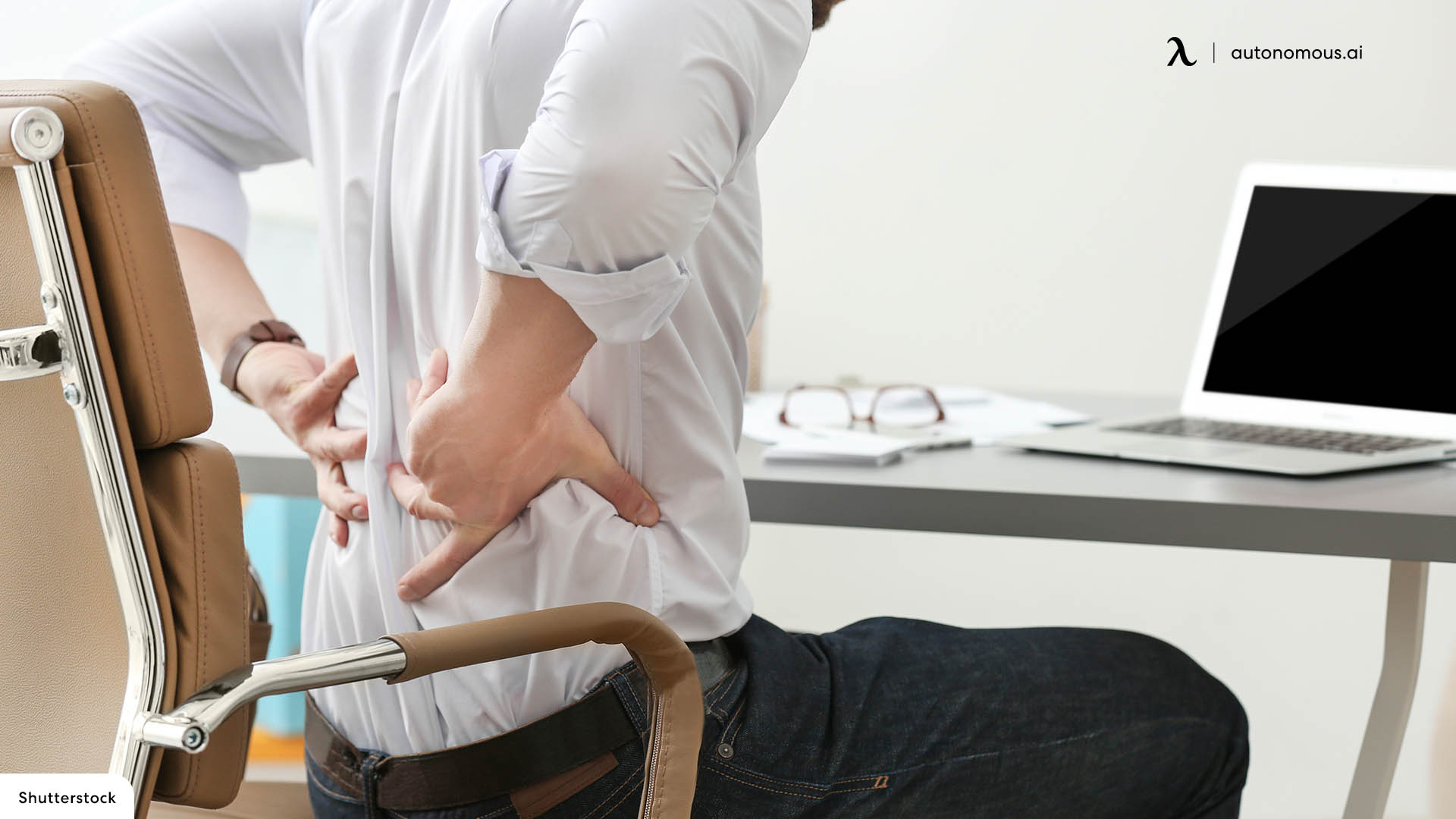 Standing Desks Reduces Back Pain