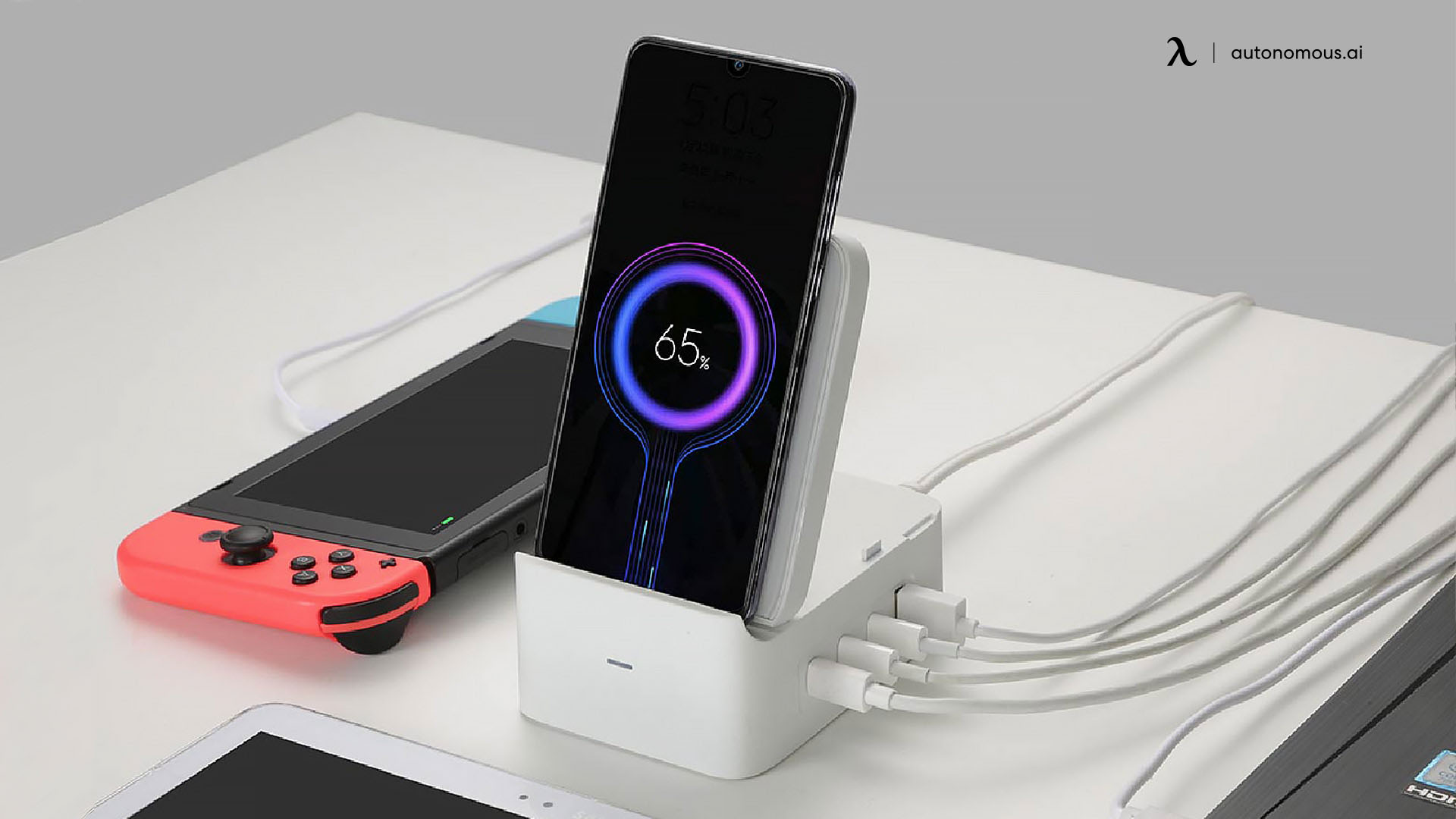 Spruce wireless charger for android By Fledging