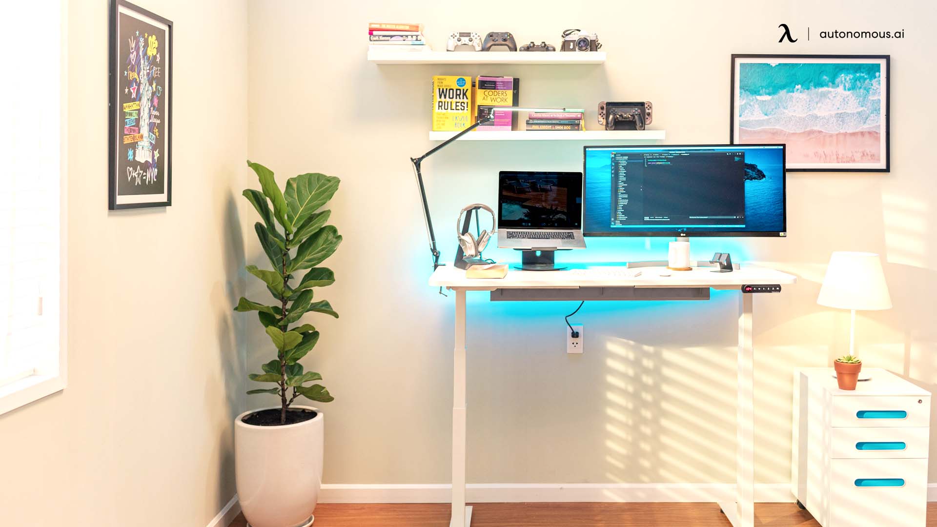 Award-winning Minimalist Modern Office Desks