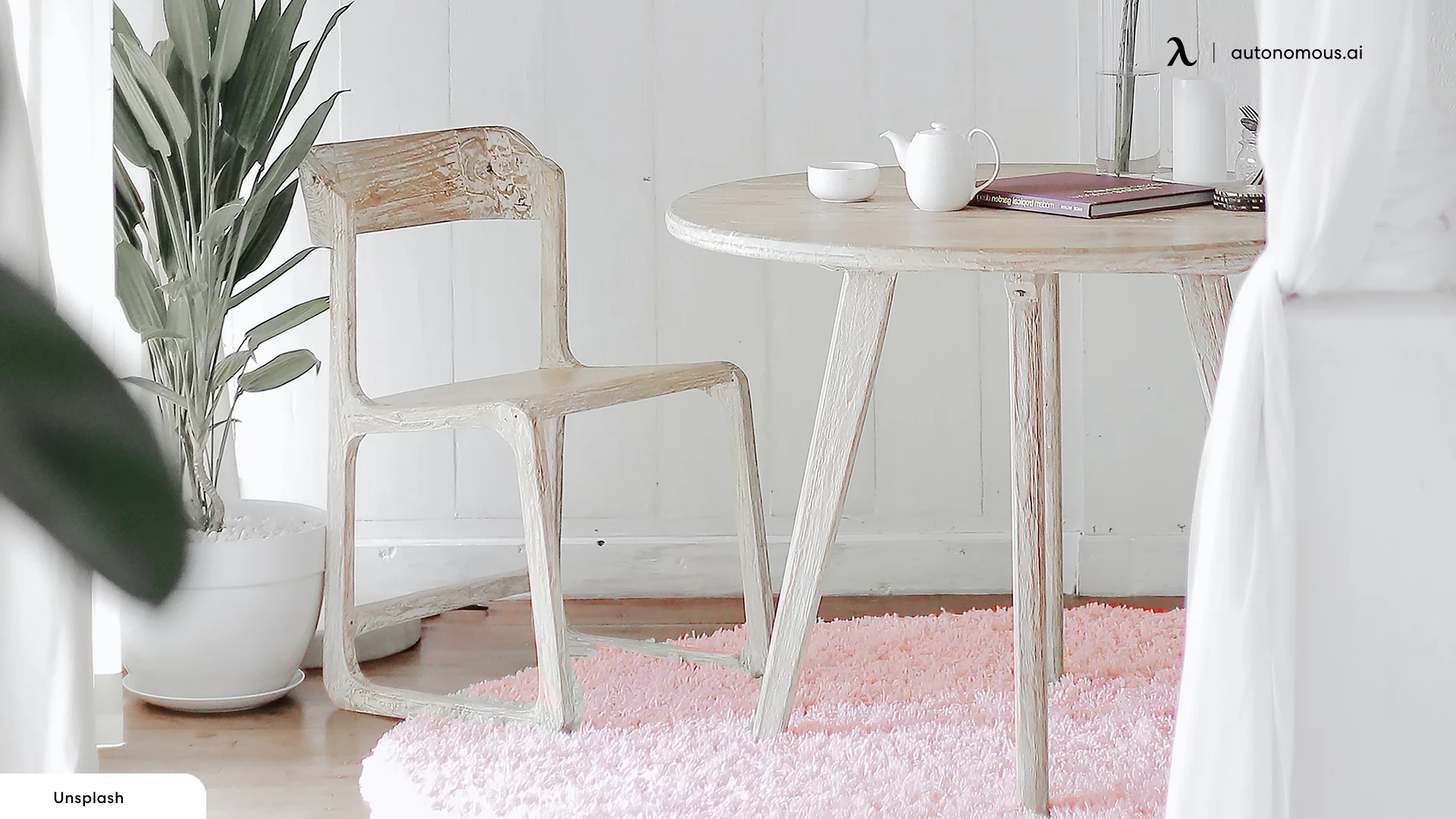 Pink rug in girly office ideas