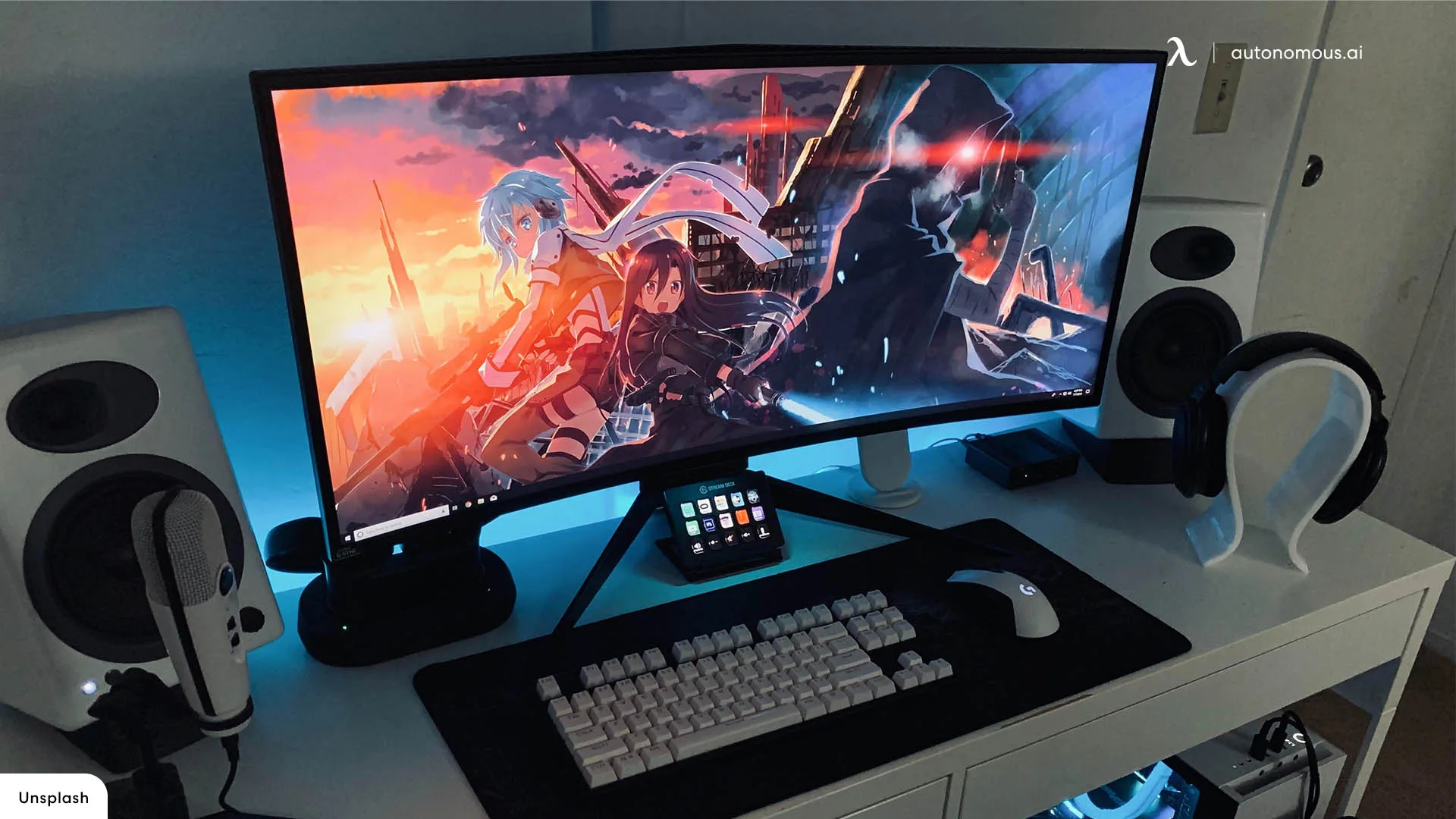 Curvature Rating between curved vs. flat monitor
