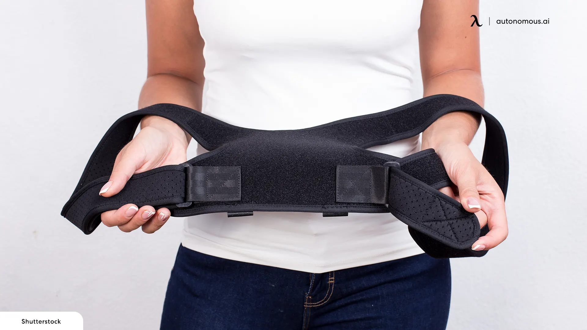 Pros and Cons of a Back Support Belt for Sciatica