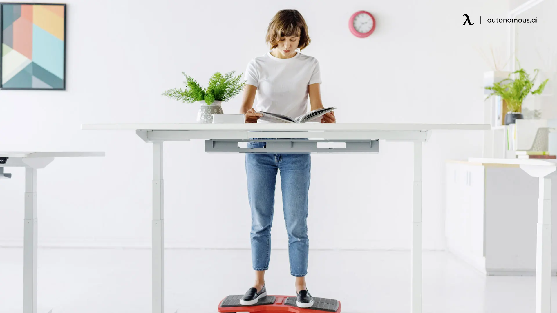 How to Maintain Good Posture While Standing for Work?