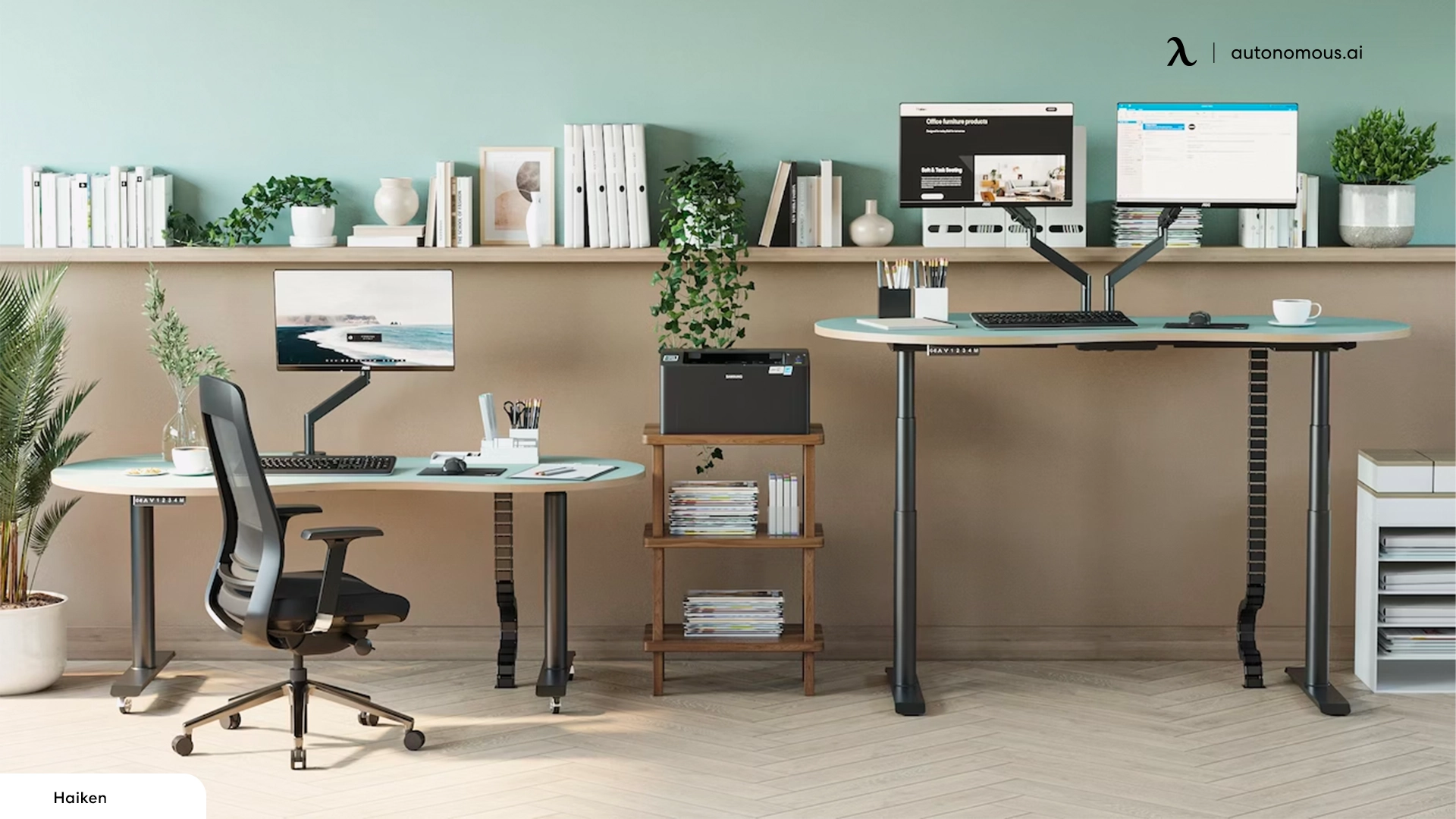 Benefits of Using an Adjustable Computer Desk