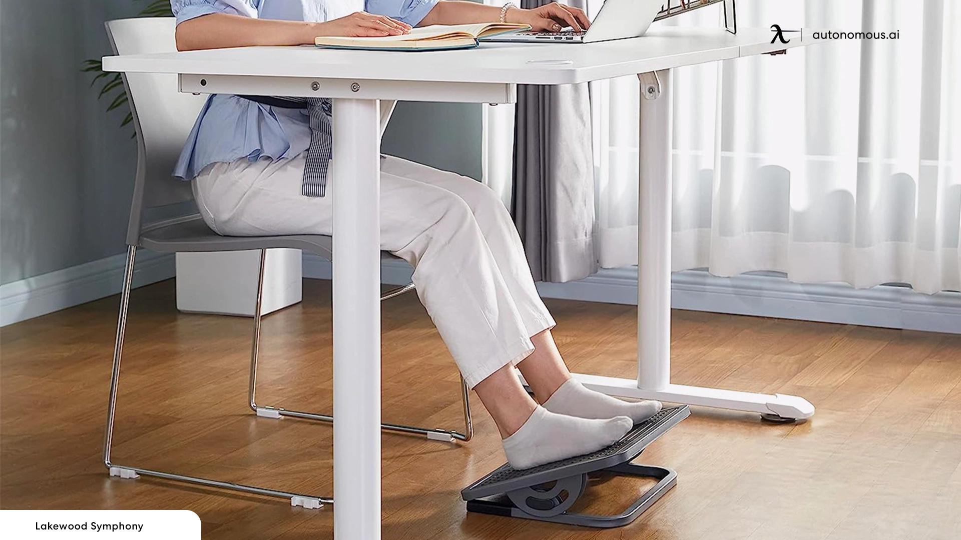What Makes a Good Office Footrest?