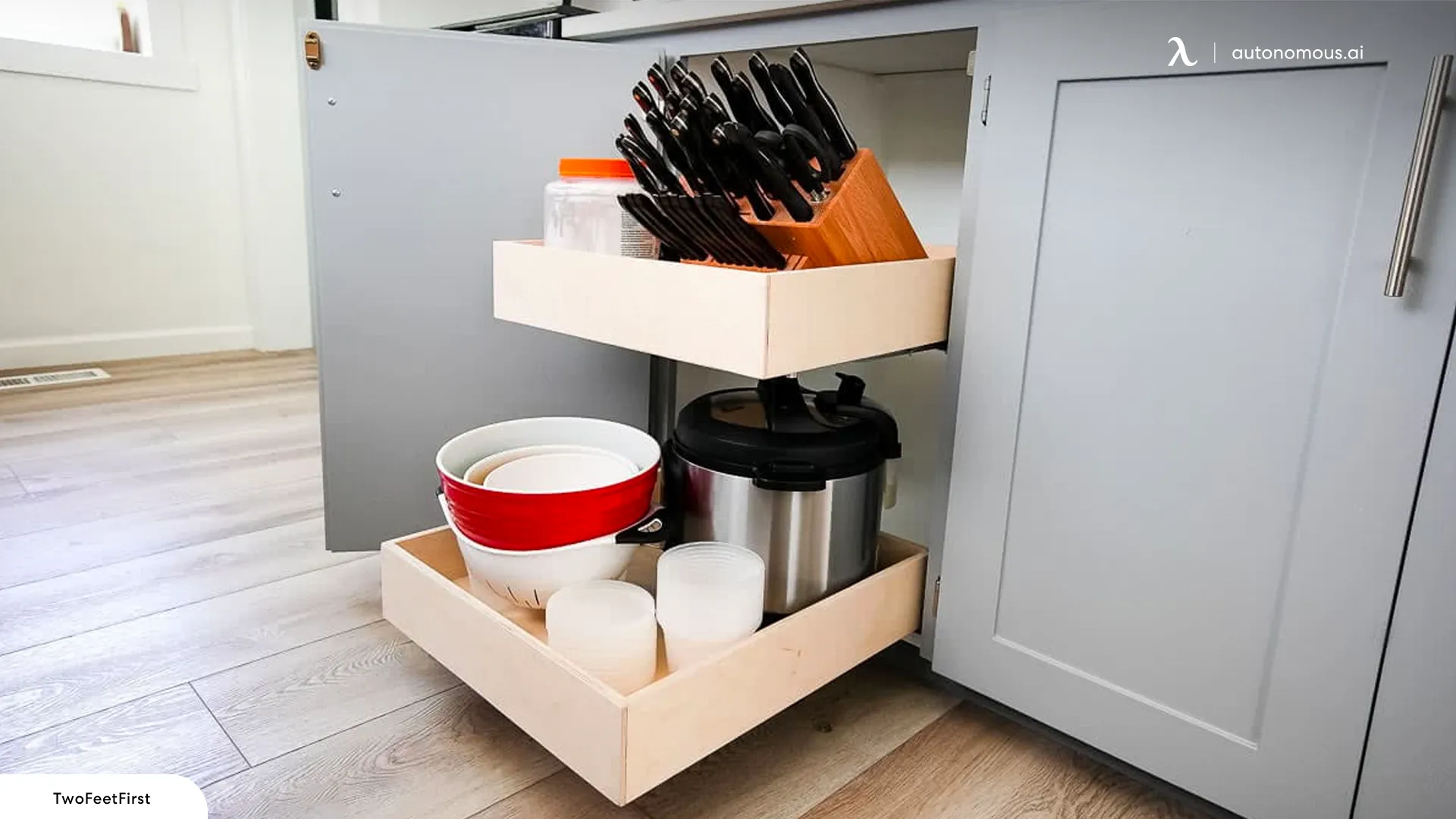 Pull-out Shelves - tiny house storage ideas