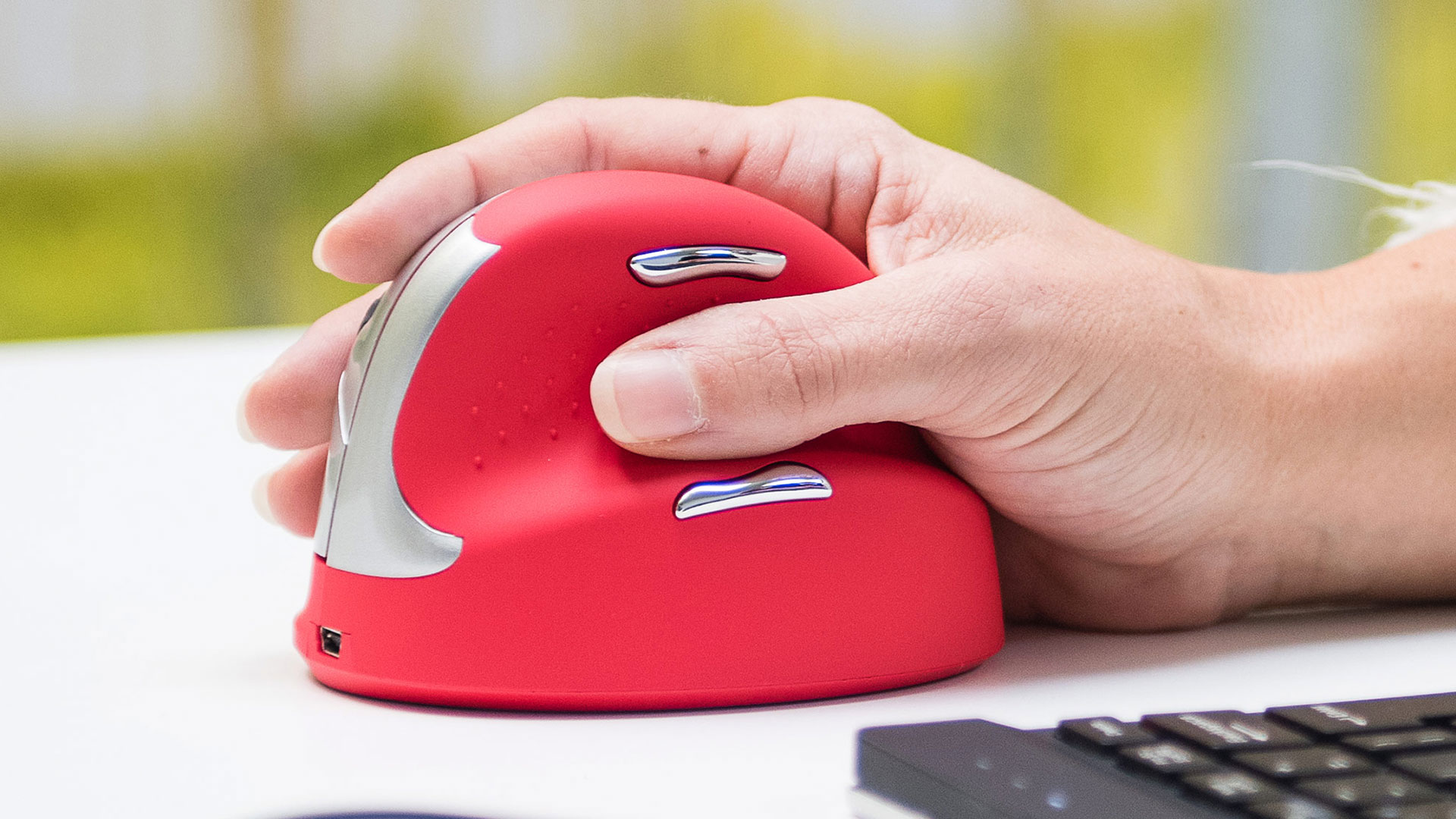 R-Go-Tools Bluetooth Vertical Ergonomic Mouse: Red, Rechargeable