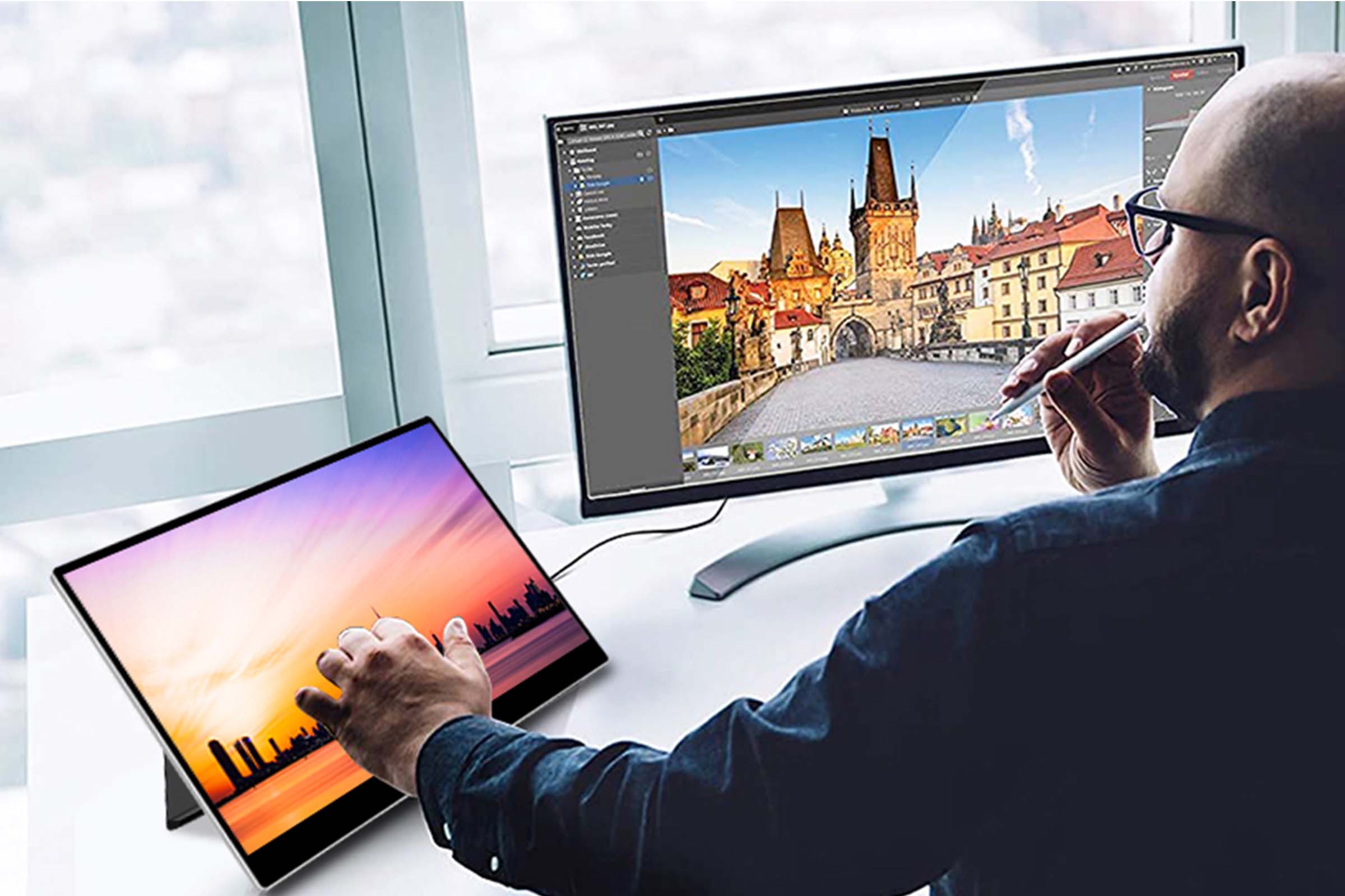 Magedok 14インチ4 Kポータブルタッチモニター、折りたたみ式キックスタンド/スピーカー付きポータブルUSB/HDMIディスプレイ、ノートパソコン/携帯電話/Xbo