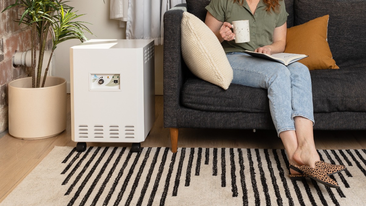 EnviroKlenz Air System Plus: HEPA filter, patented technology and UVC
