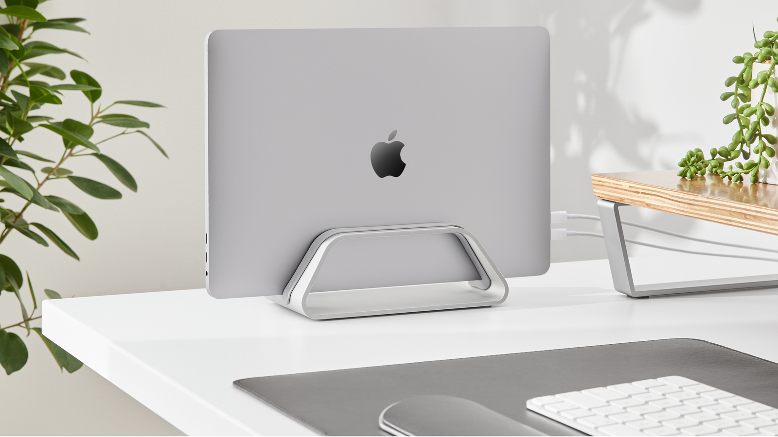 Aluminum Vertical Laptop Stand for MacBook, MacBook Pro Holder