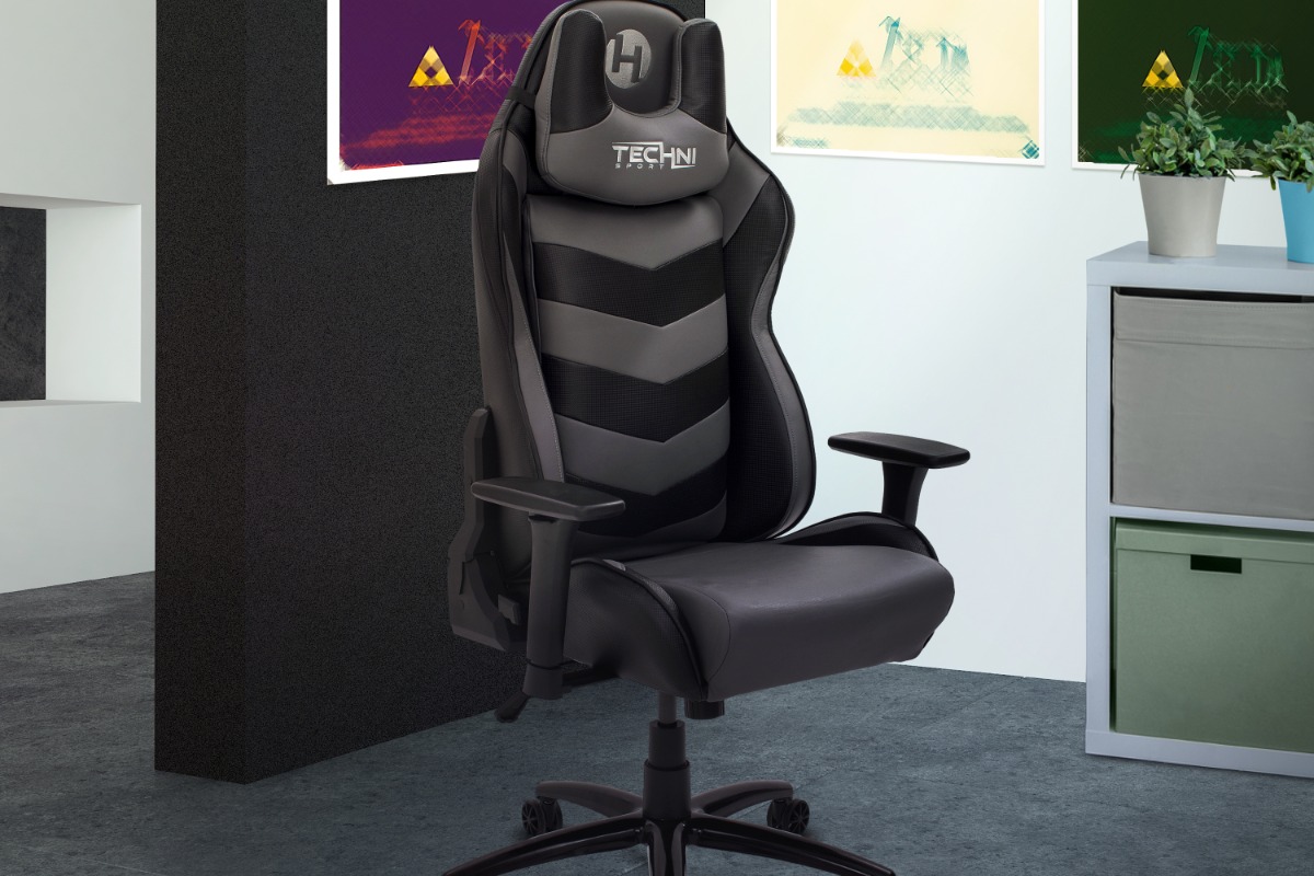 Techni Mobili High Back Gaming Chair